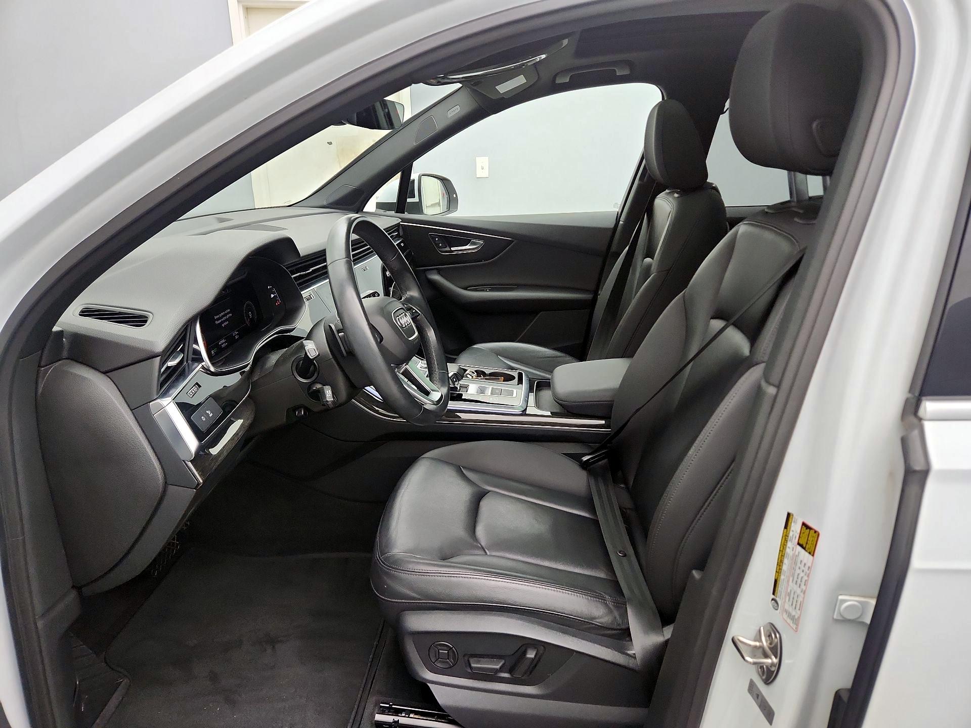 Thumbnail: 2021 Audi Q7 - 11