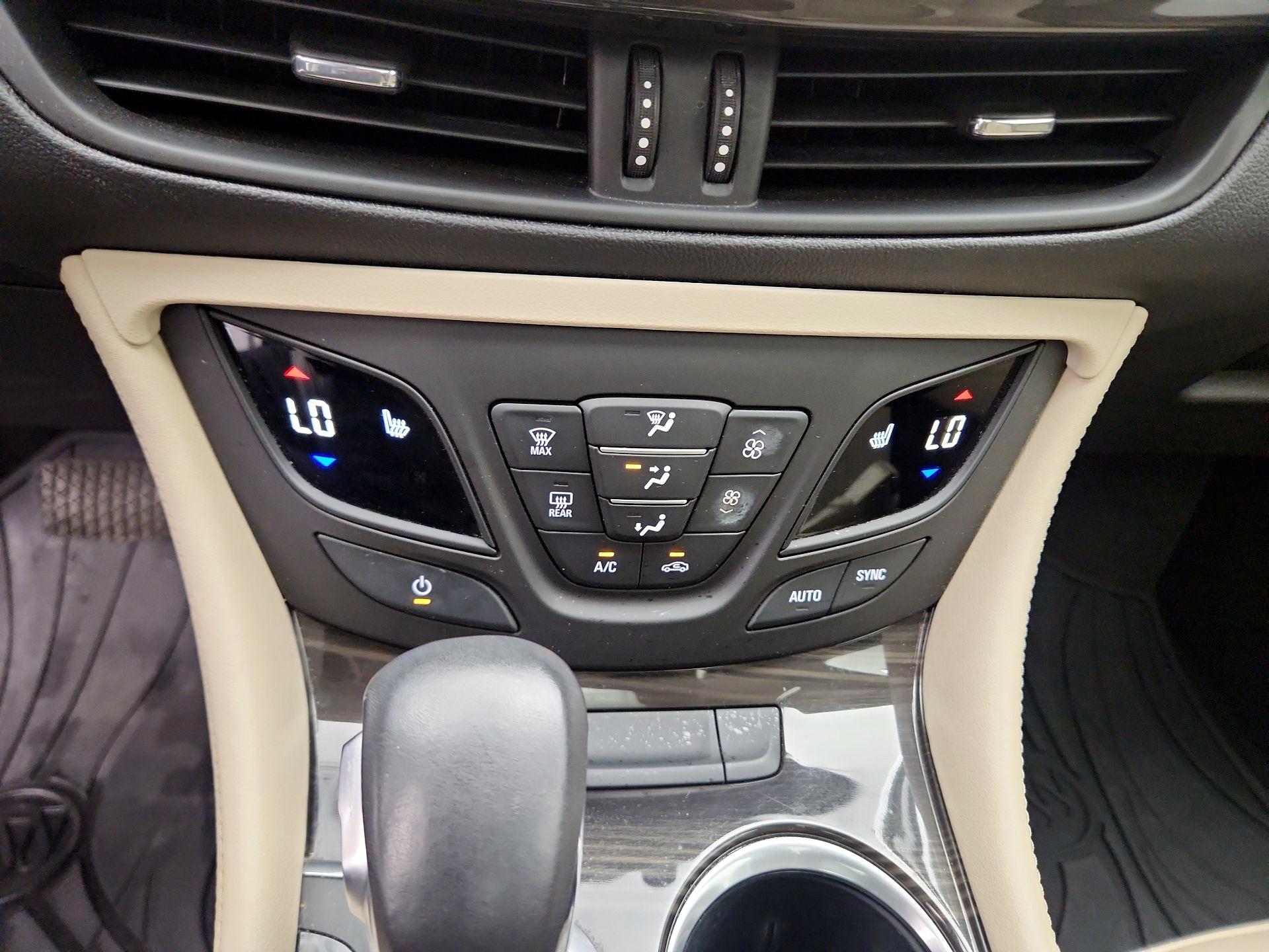 Thumbnail: 2020 Buick Envision - 16