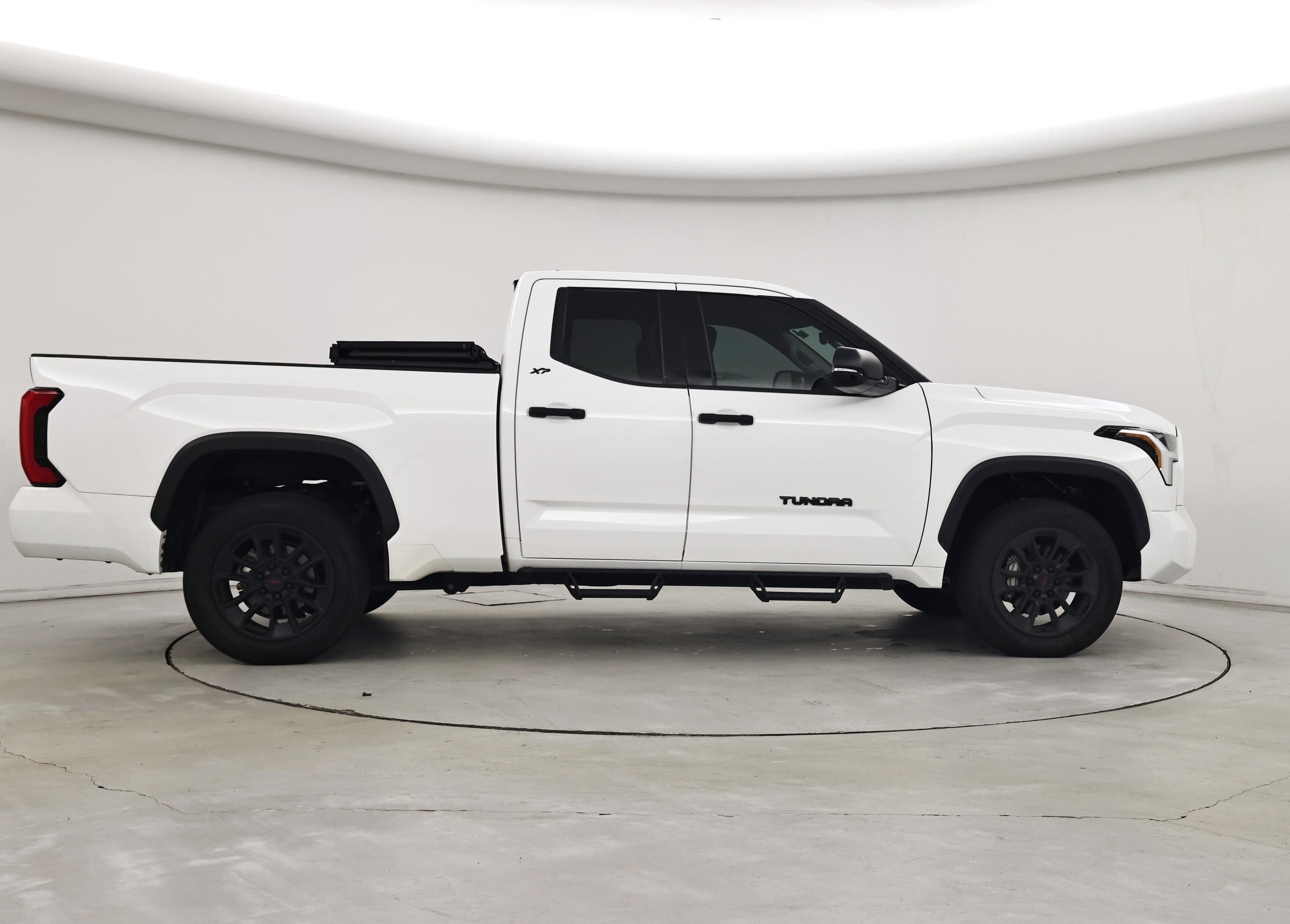 Thumbnail: 2022 Toyota Tundra - 7
