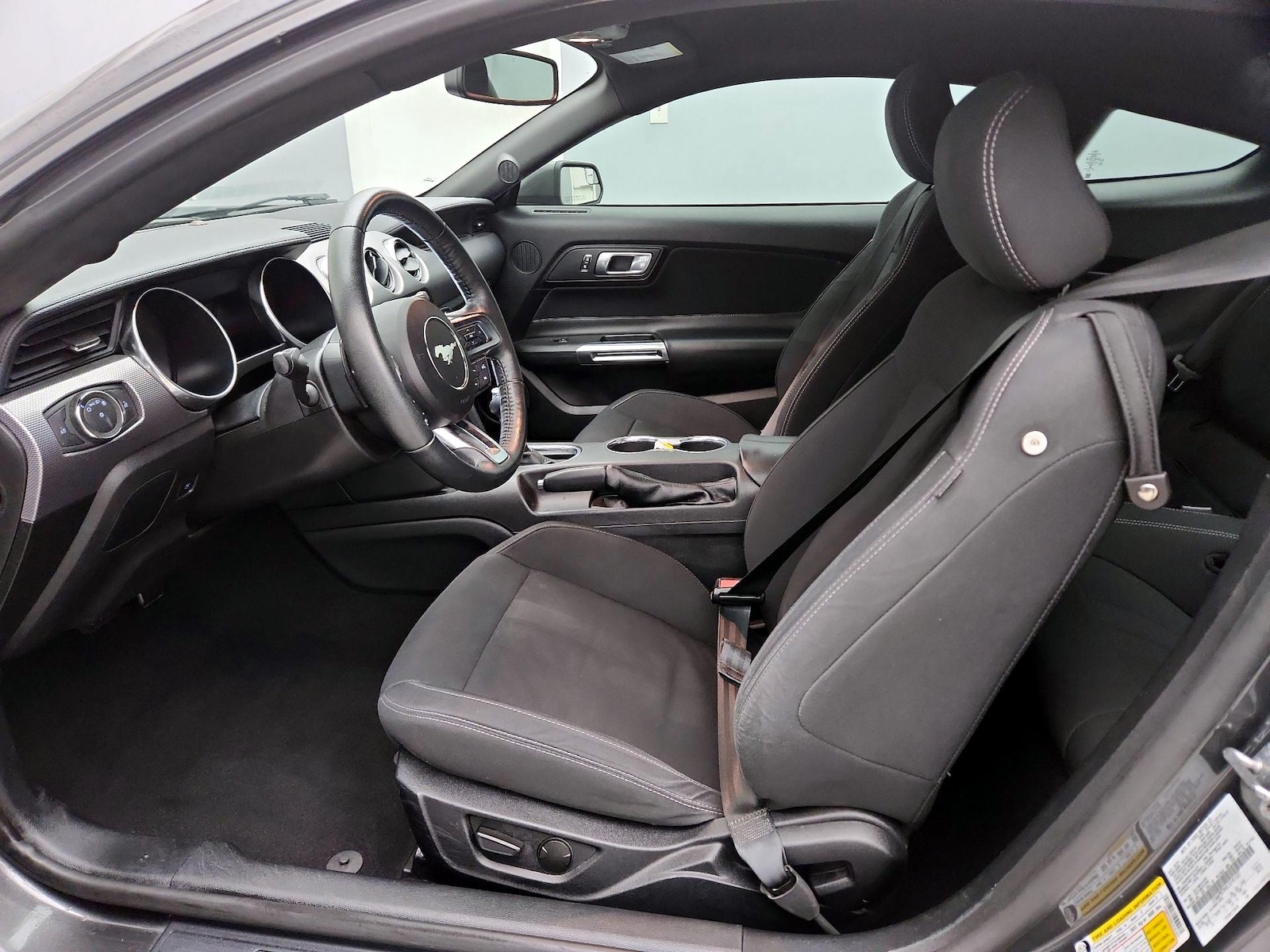 Power Seat(s) & Side Airbags