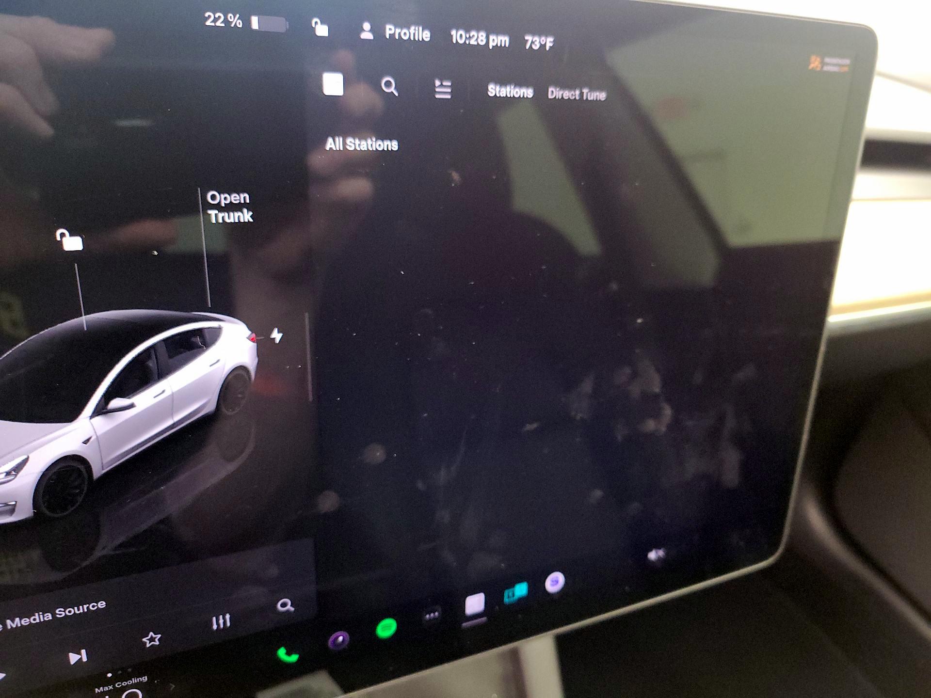 Thumbnail: 2022 Tesla Model 3 - 15