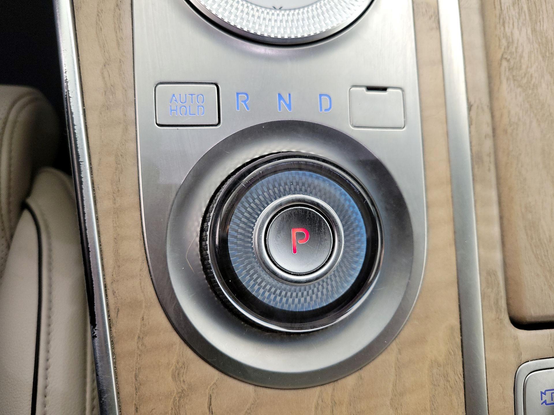 Thumbnail: 2021 Genesis GV80 - 18