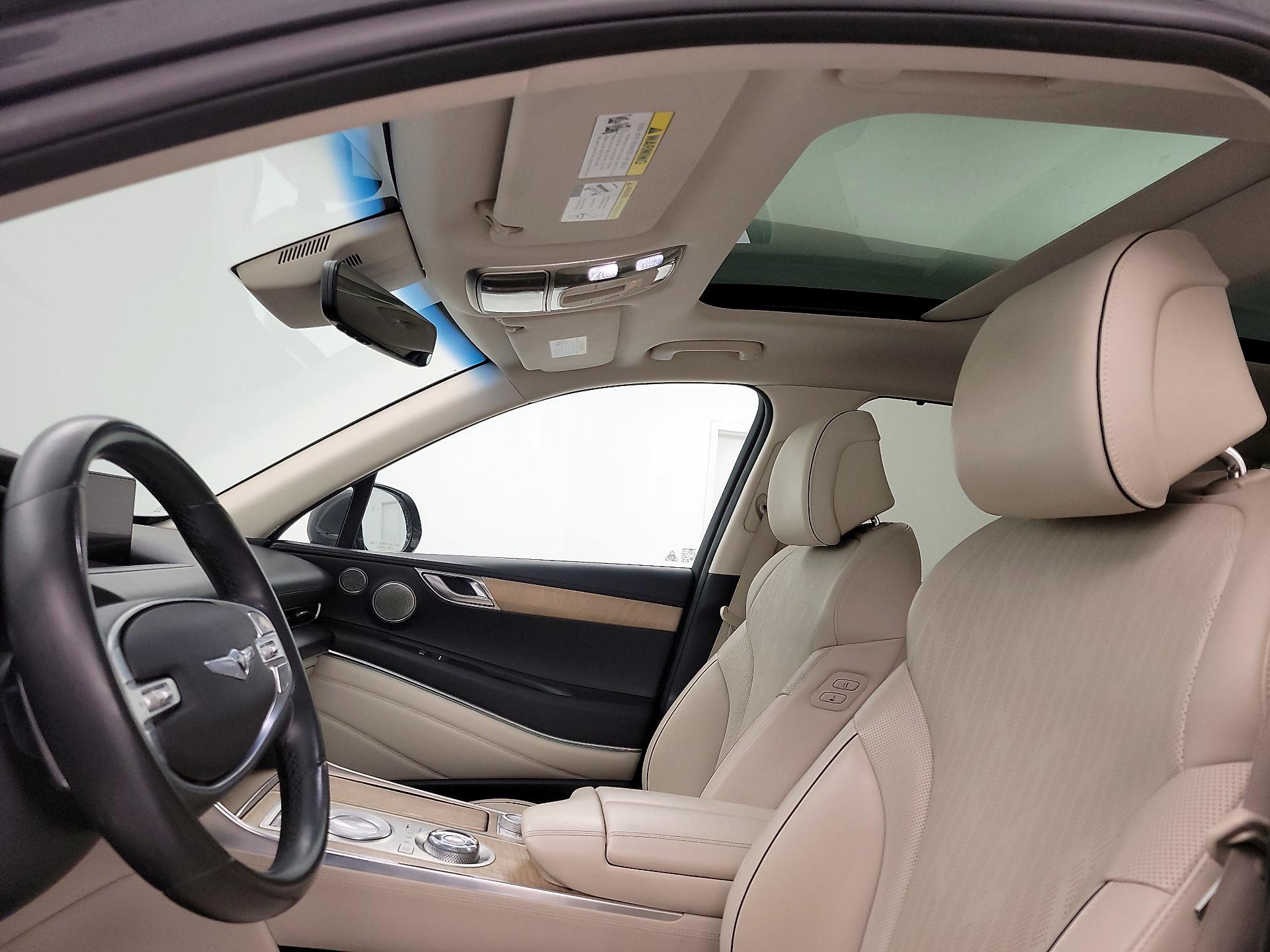 Thumbnail: 2021 Genesis GV80 - 20