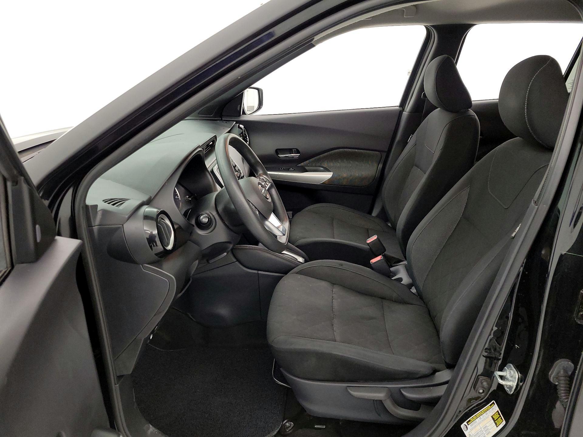 Thumbnail: 2020 Nissan Kicks - 11