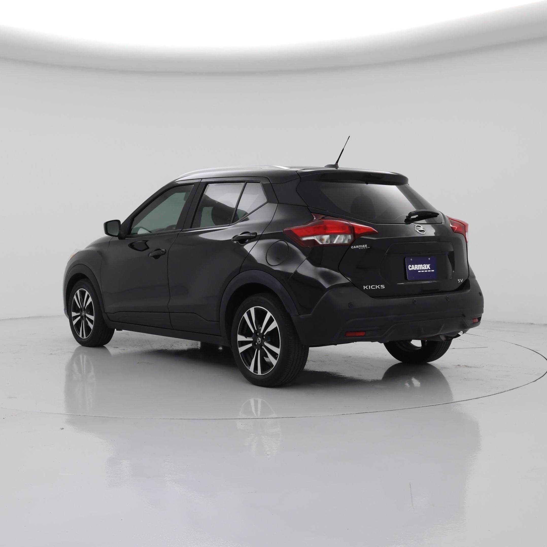 Thumbnail: 2020 Nissan Kicks - 2