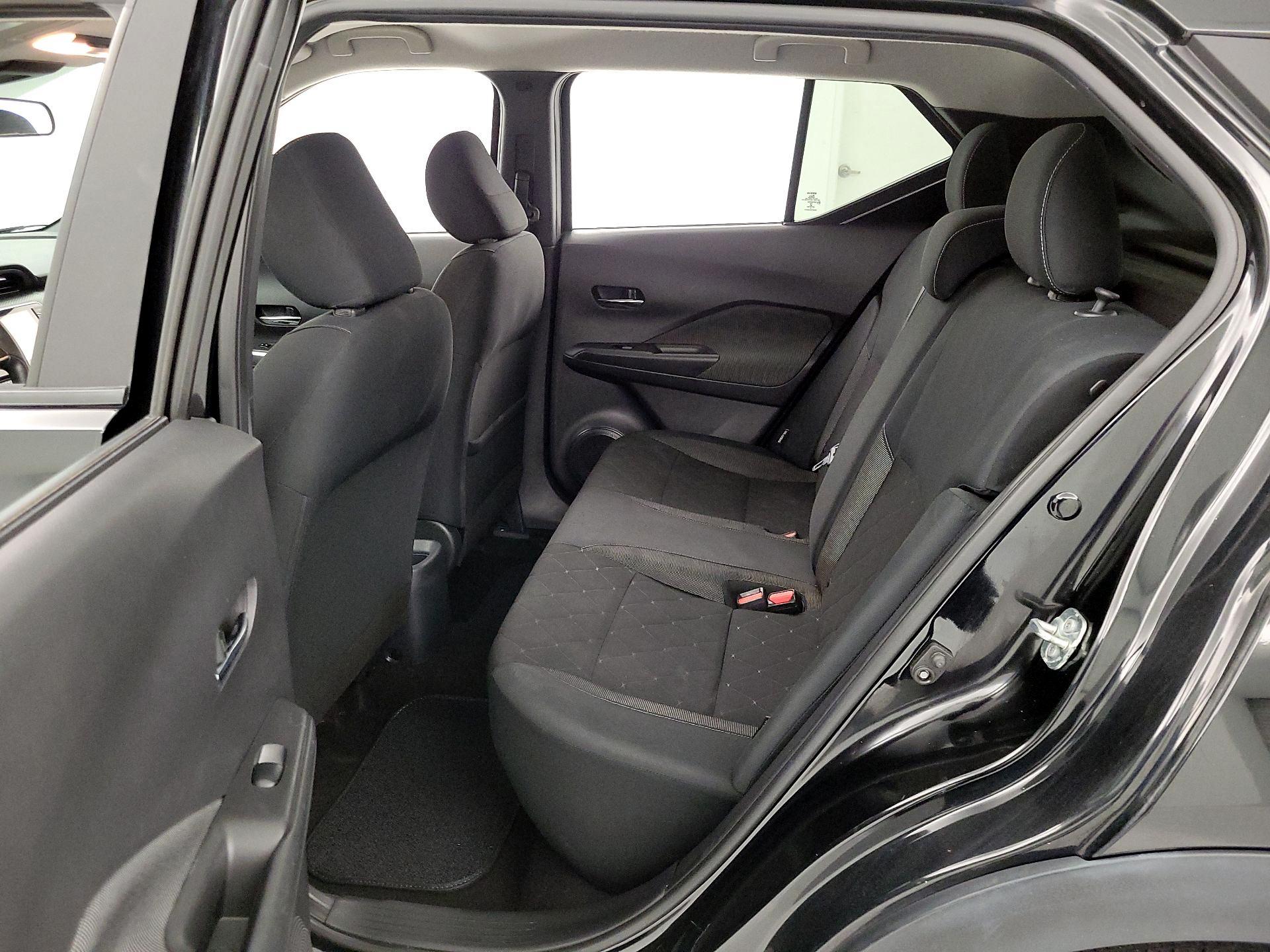 Thumbnail: 2020 Nissan Kicks - 19