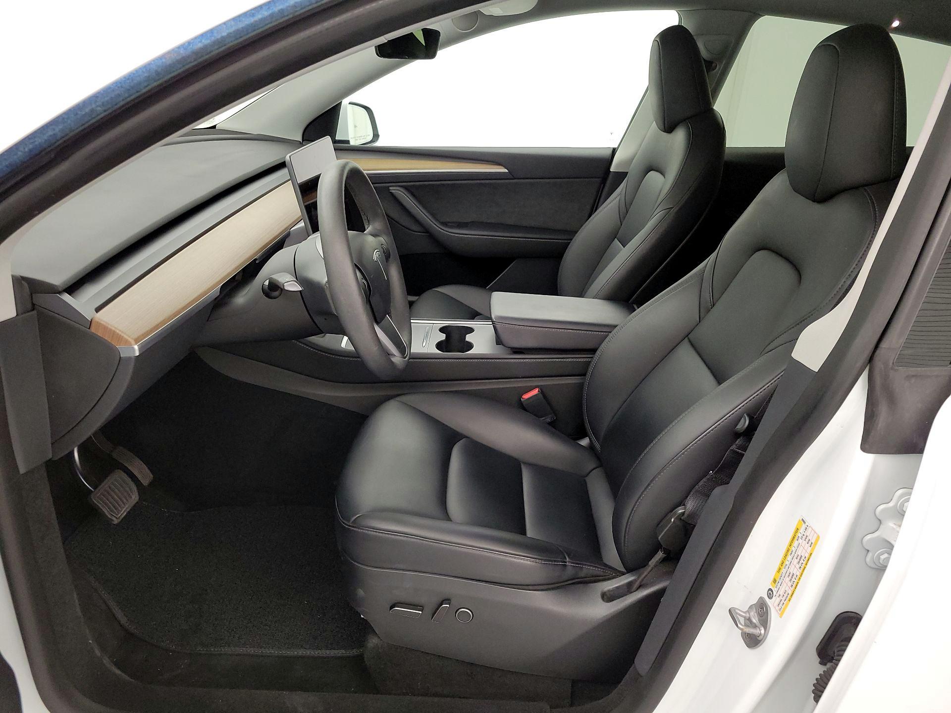 Thumbnail: 2023 Tesla Model Y - 11