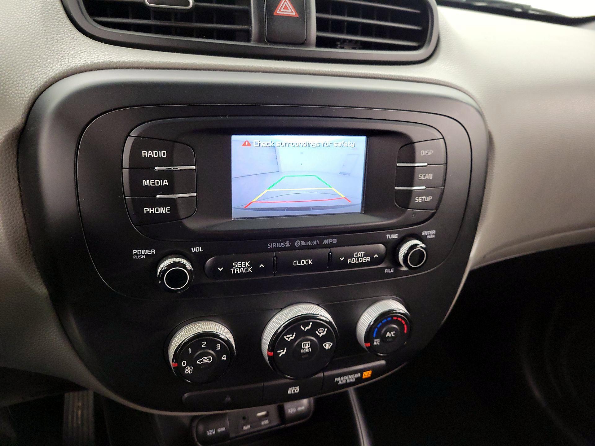 Thumbnail: 2016 Kia Soul - 14