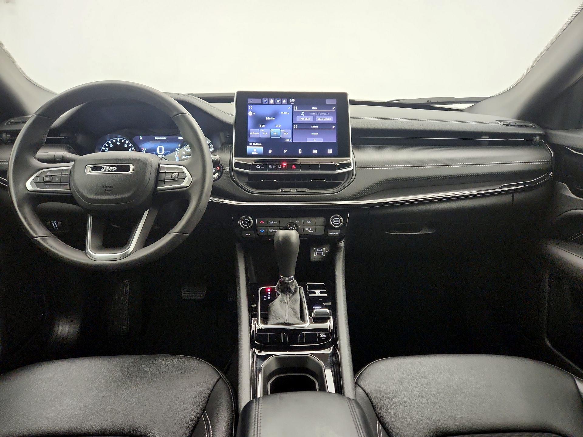 Thumbnail: 2024 Jeep Compass - 9