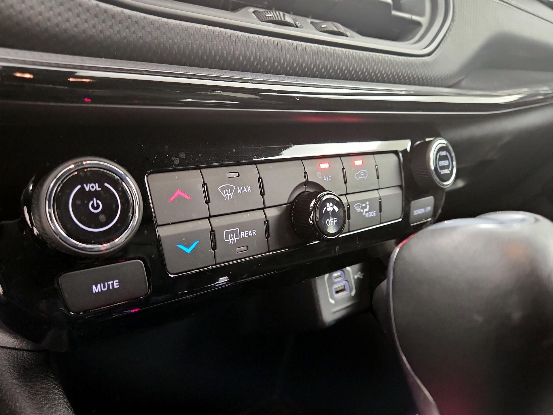 Thumbnail: 2024 Jeep Compass - 16