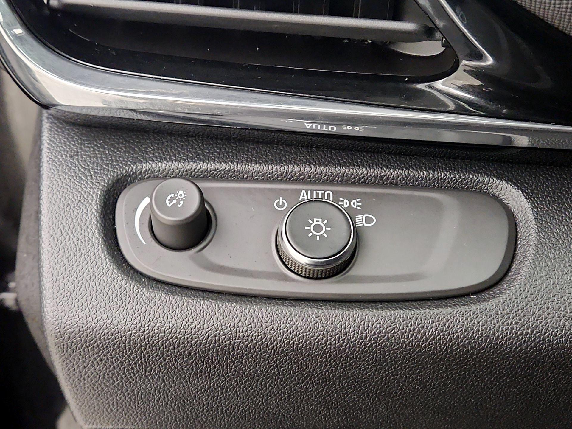 Thumbnail: 2025 Buick Envista - 13