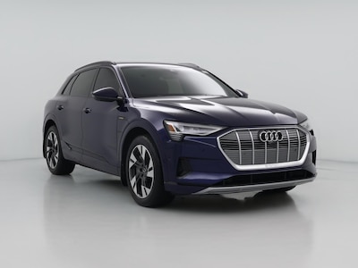 2022 Audi e-tron Premium Plus