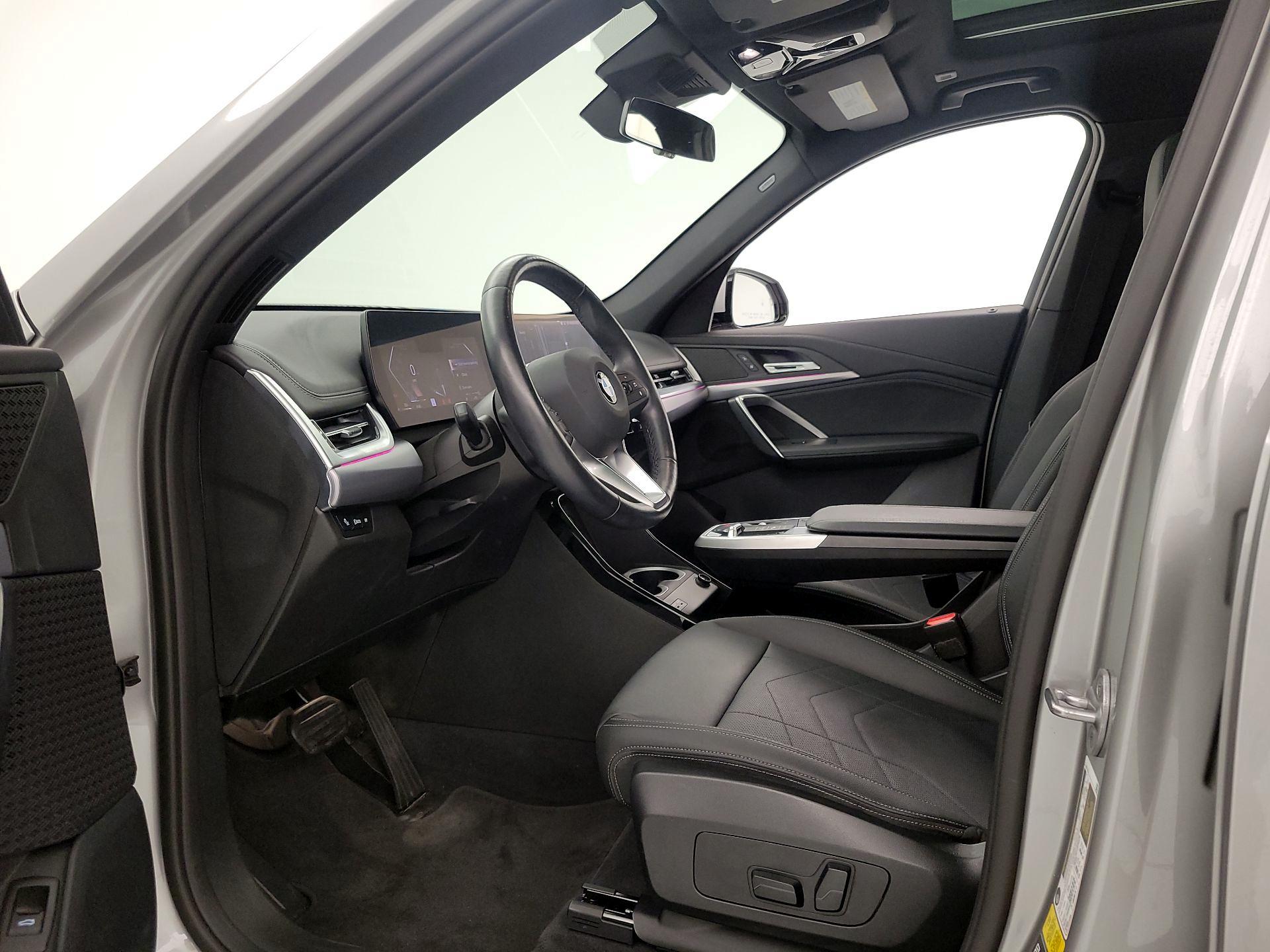 Thumbnail: 2023 BMW X1 - 11