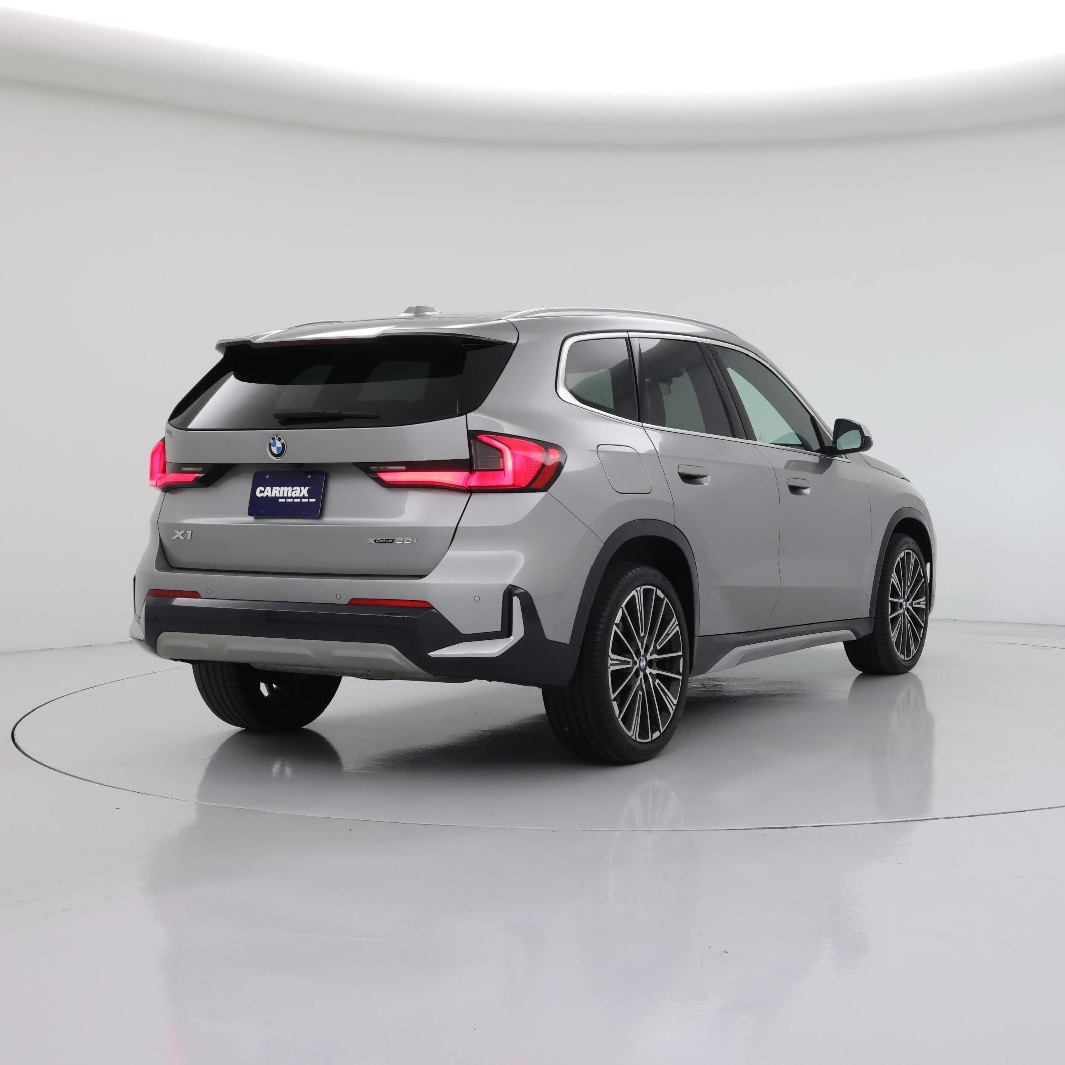 Thumbnail: 2023 BMW X1 - 8