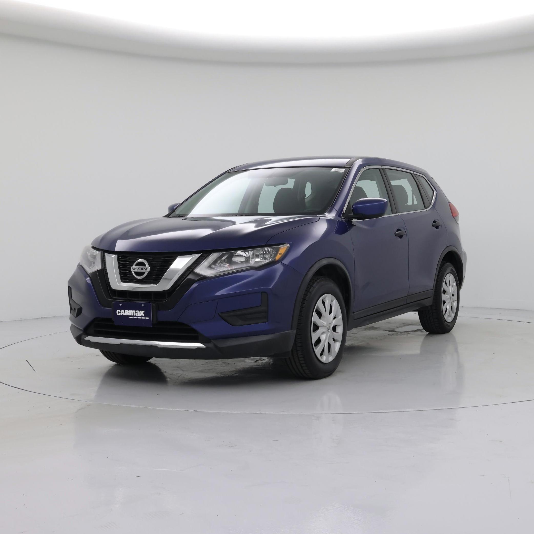 Thumbnail: 2017 Nissan Rogue - 4