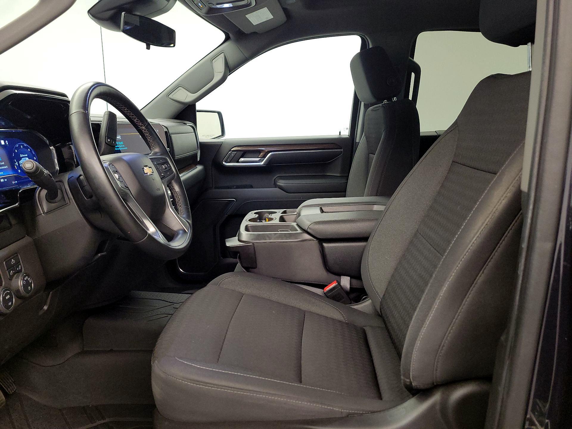 Thumbnail: 2023 Chevrolet Silverado 1500 - 11