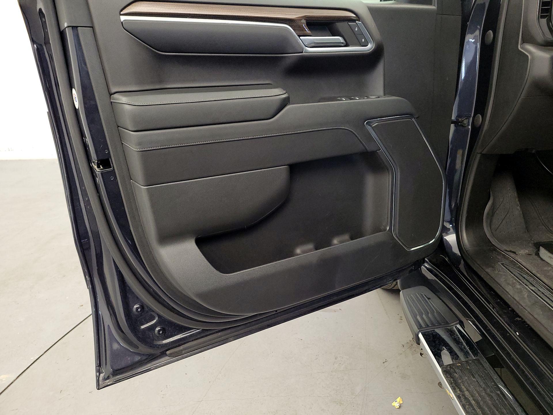 Thumbnail: 2023 Chevrolet Silverado 1500 - 12