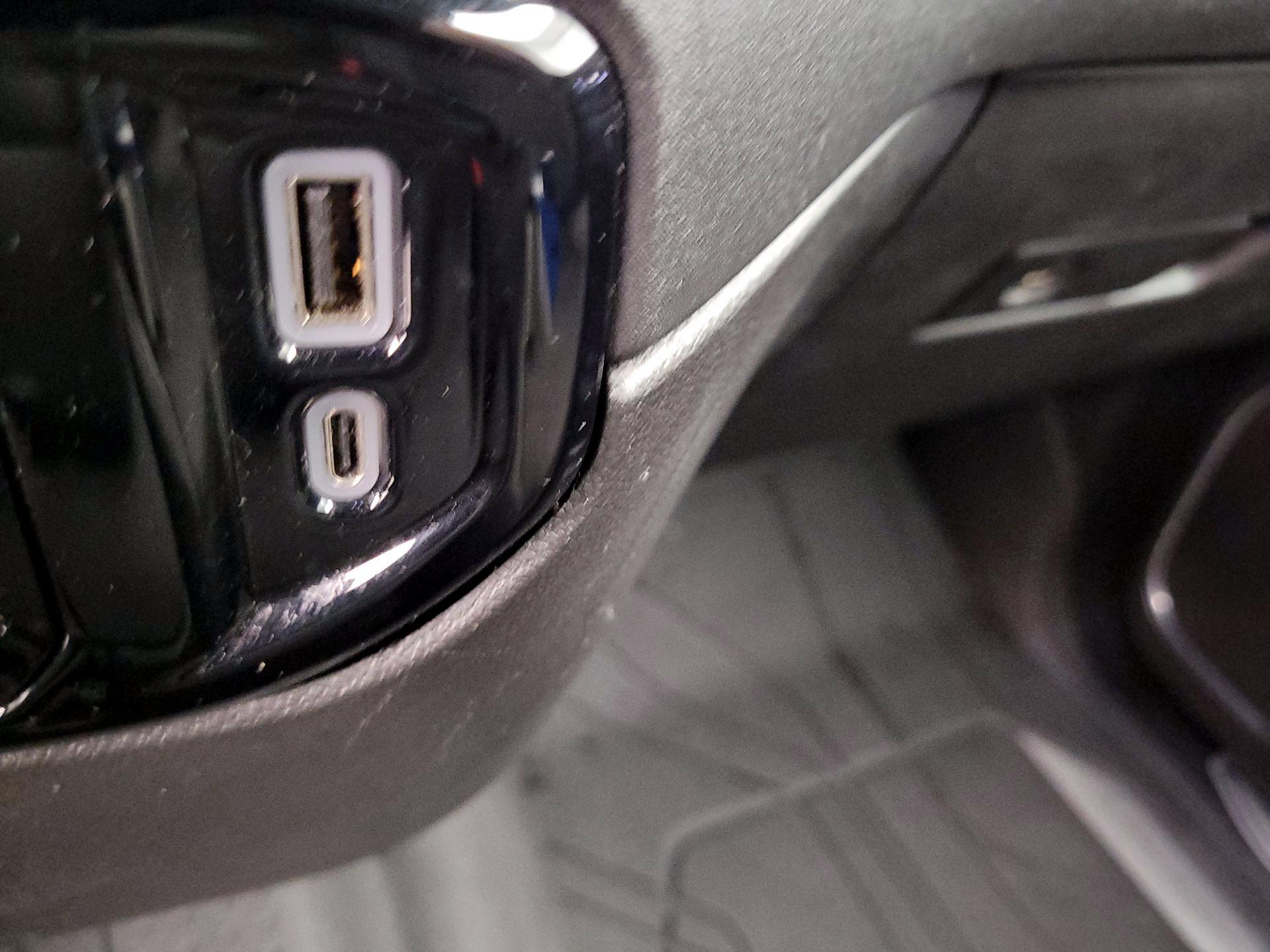 Thumbnail: 2023 Chevrolet Silverado 1500 - 16