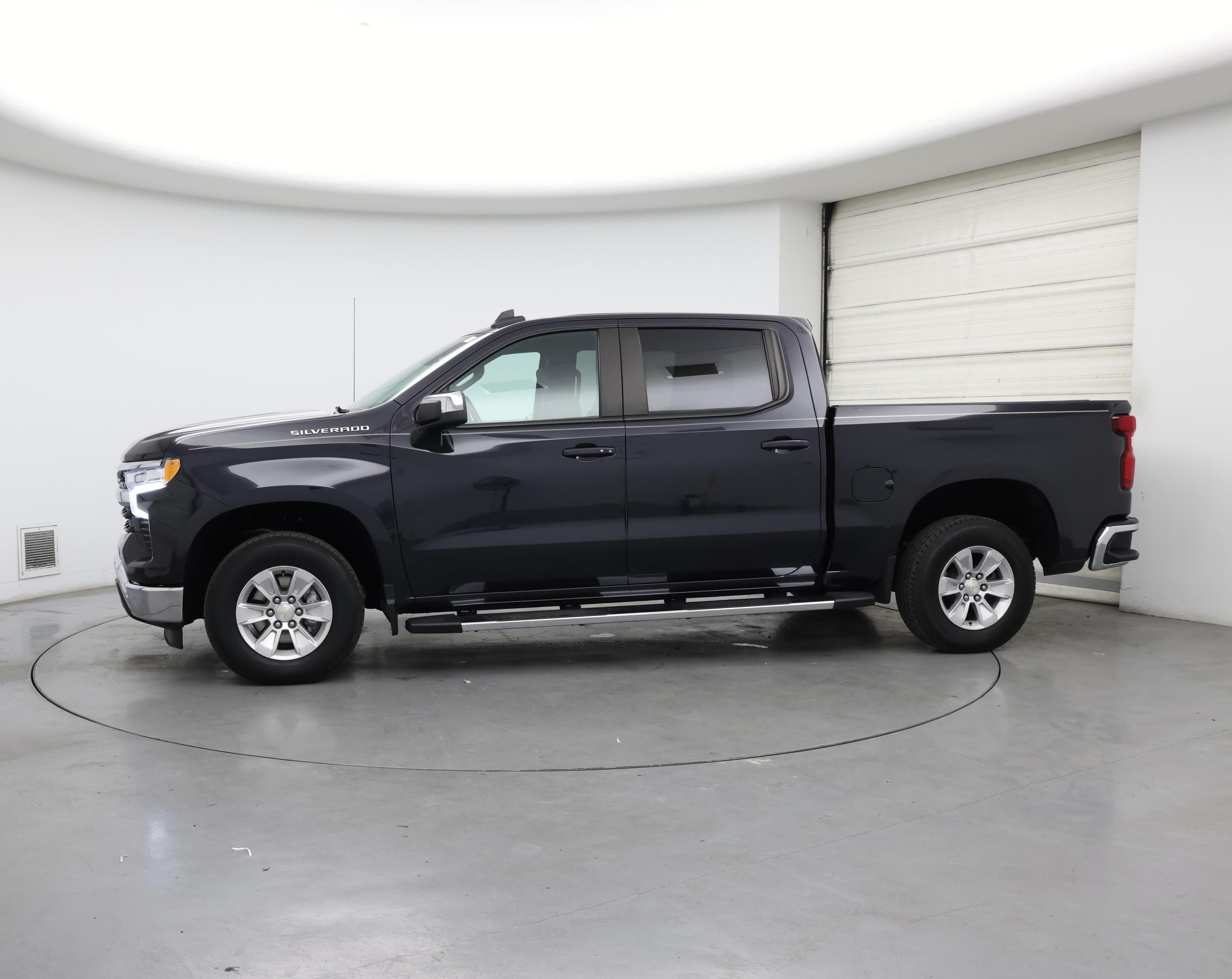 Thumbnail: 2023 Chevrolet Silverado 1500 - 3