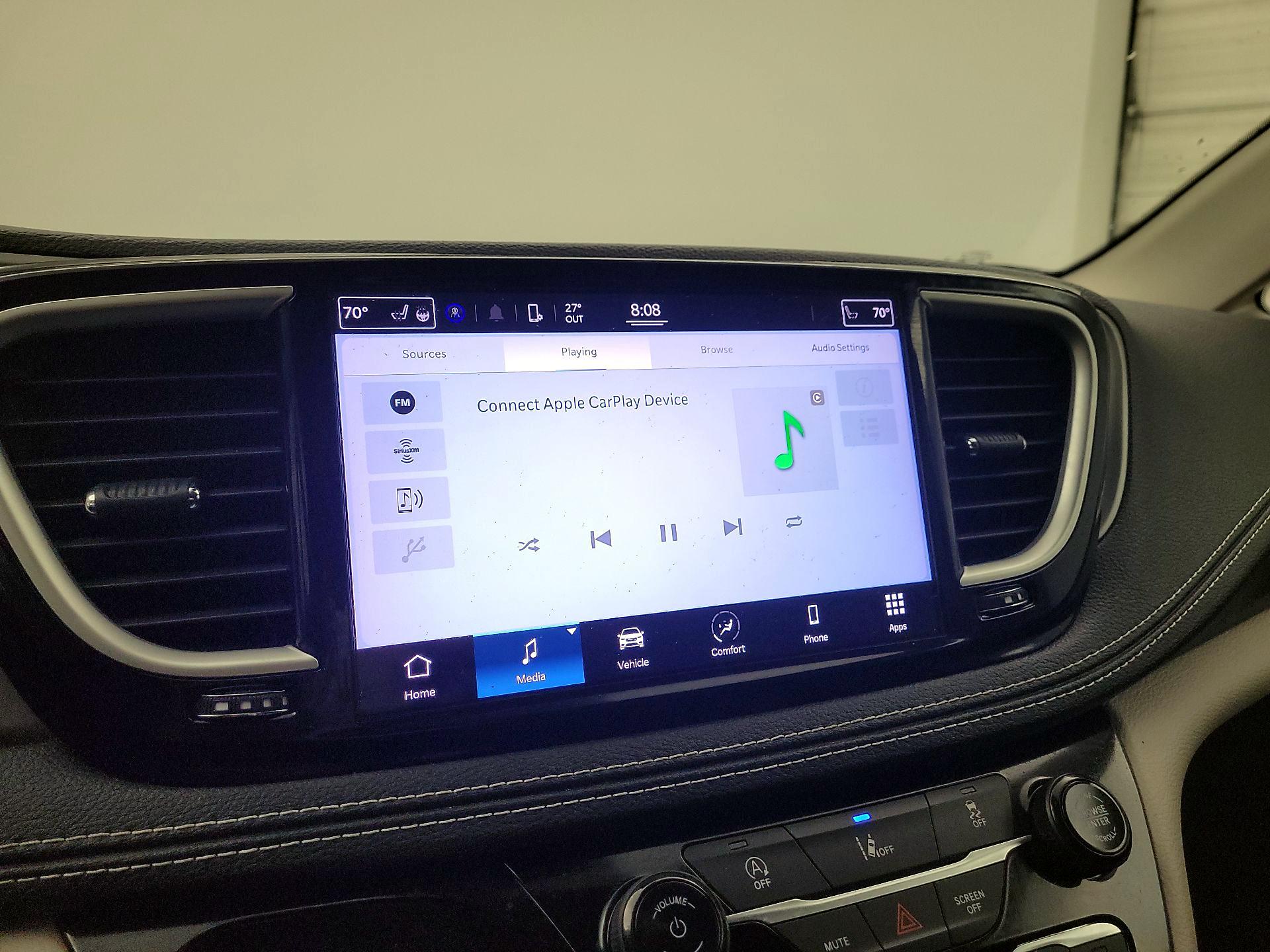 Thumbnail: 2022 Chrysler Pacifica - 15