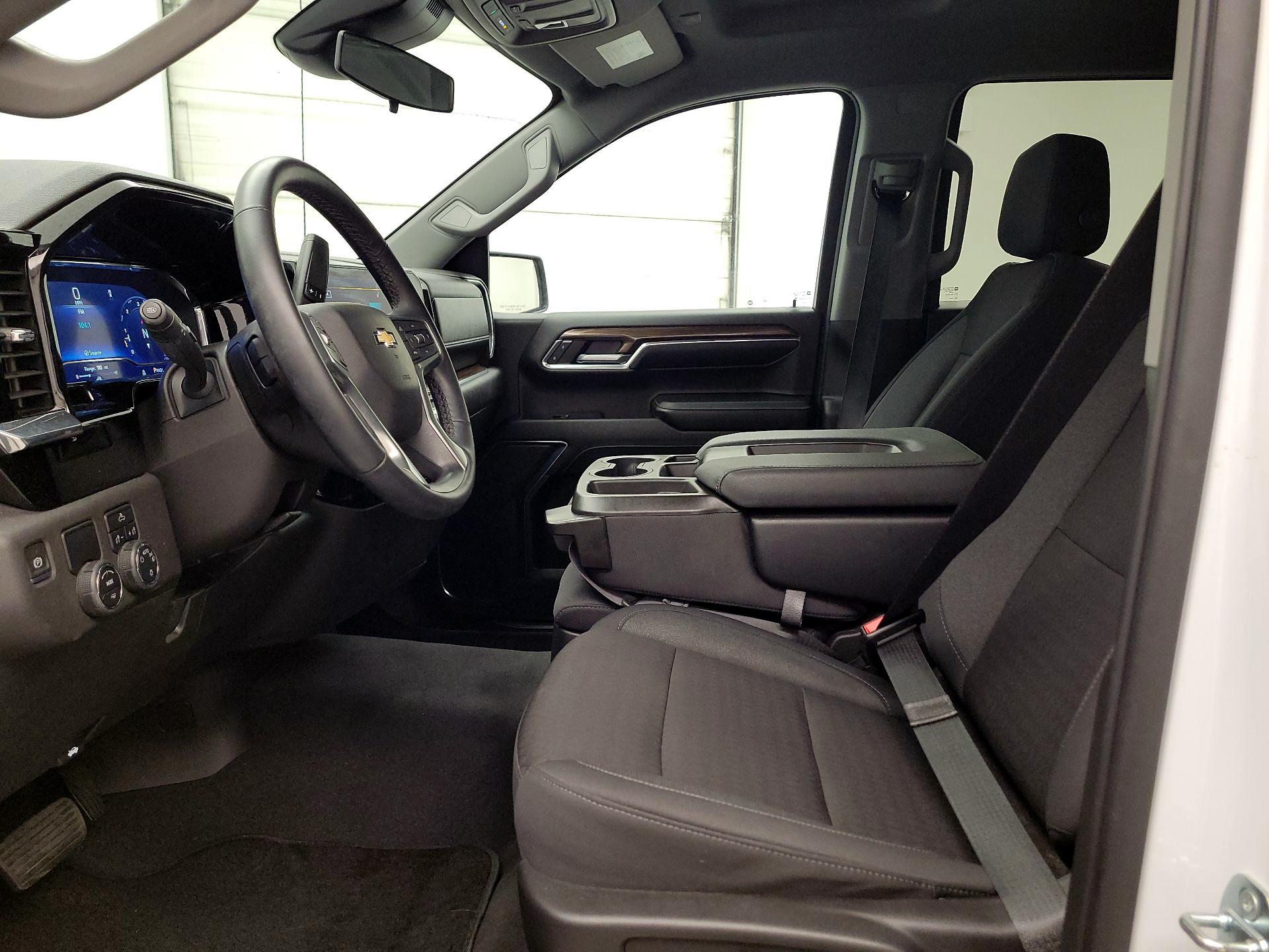 Thumbnail: 2023 Chevrolet Silverado 1500 - 11