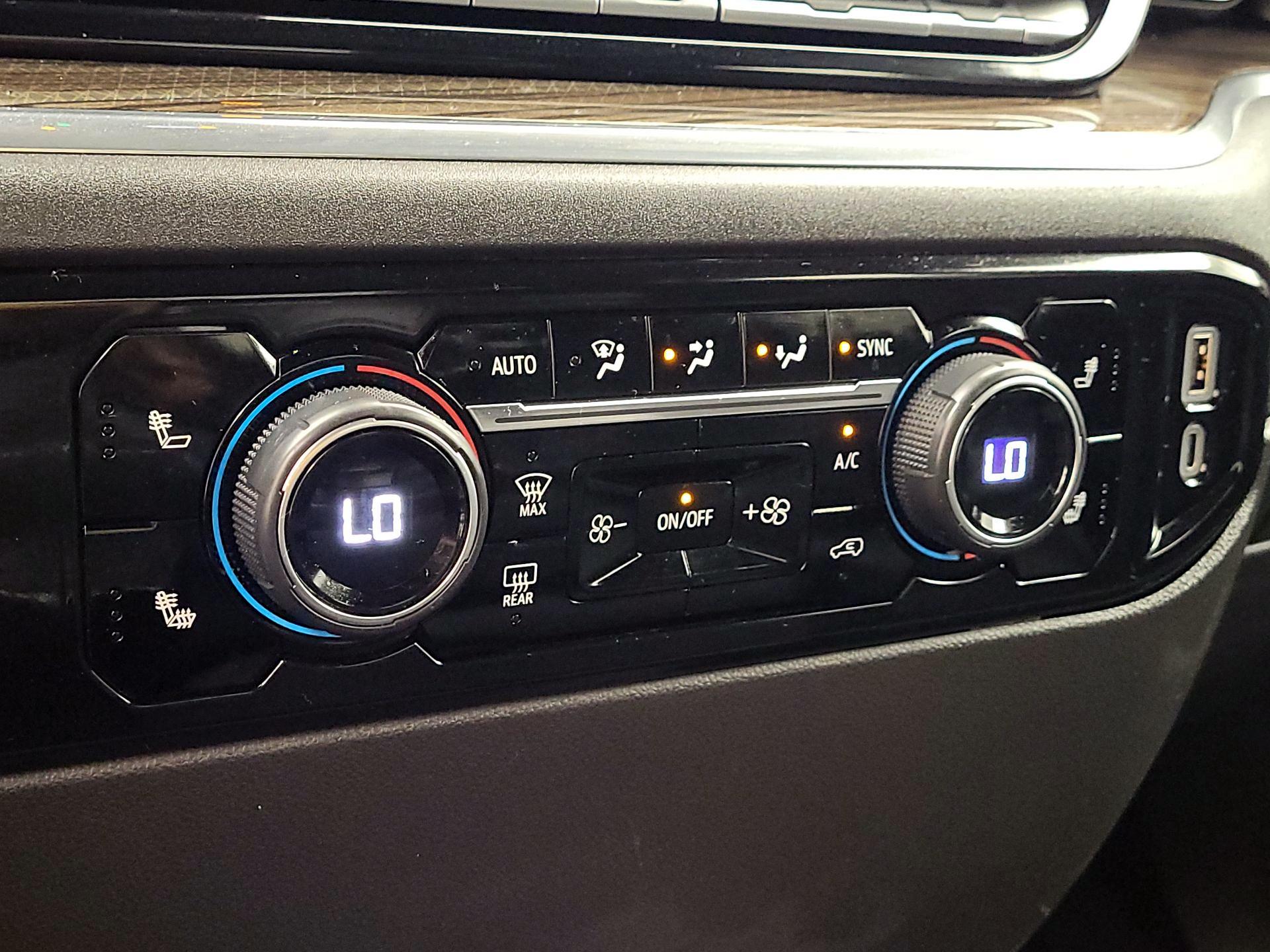 Thumbnail: 2023 Chevrolet Silverado 1500 - 16