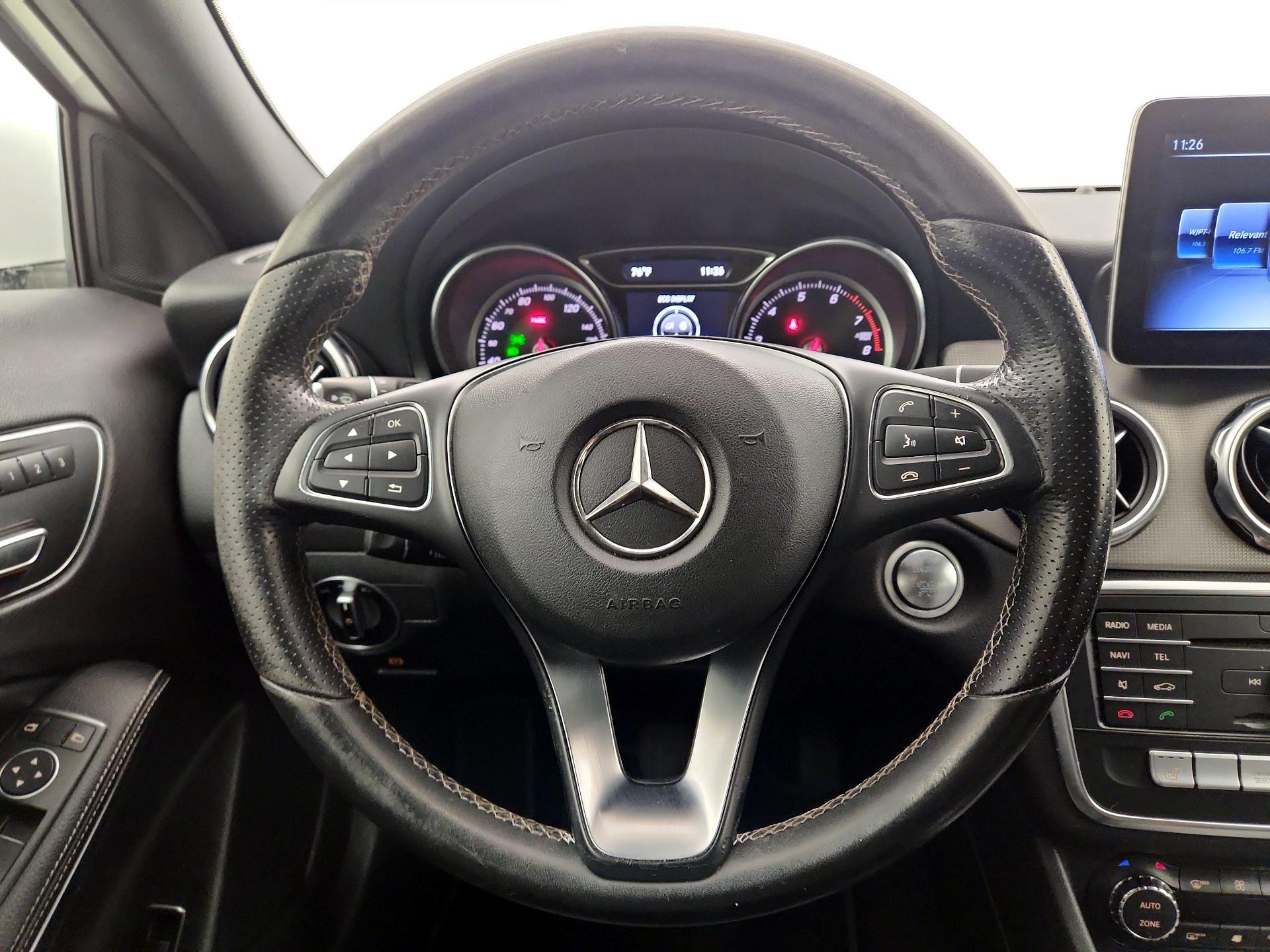 Thumbnail: 2018 Mercedes-Benz GLA - 10