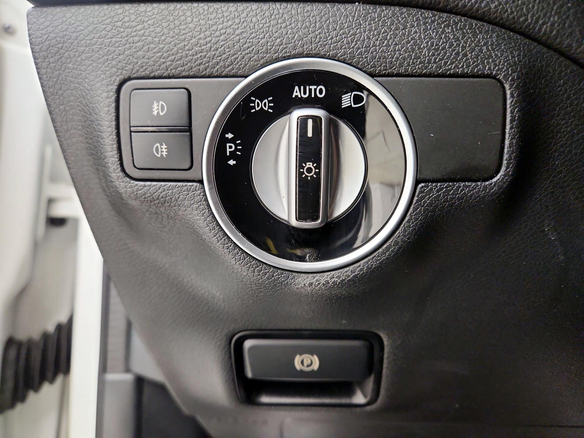 Thumbnail: 2018 Mercedes-Benz GLA - 13