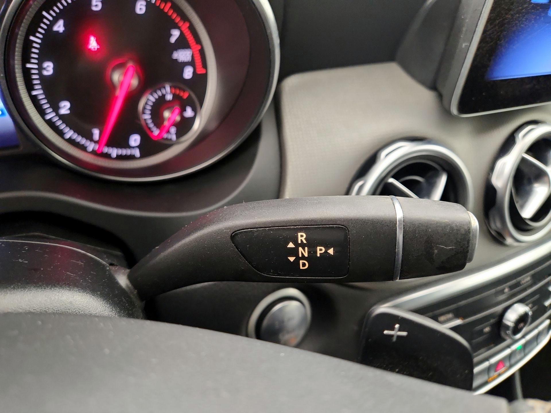 Thumbnail: 2018 Mercedes-Benz GLA - 17