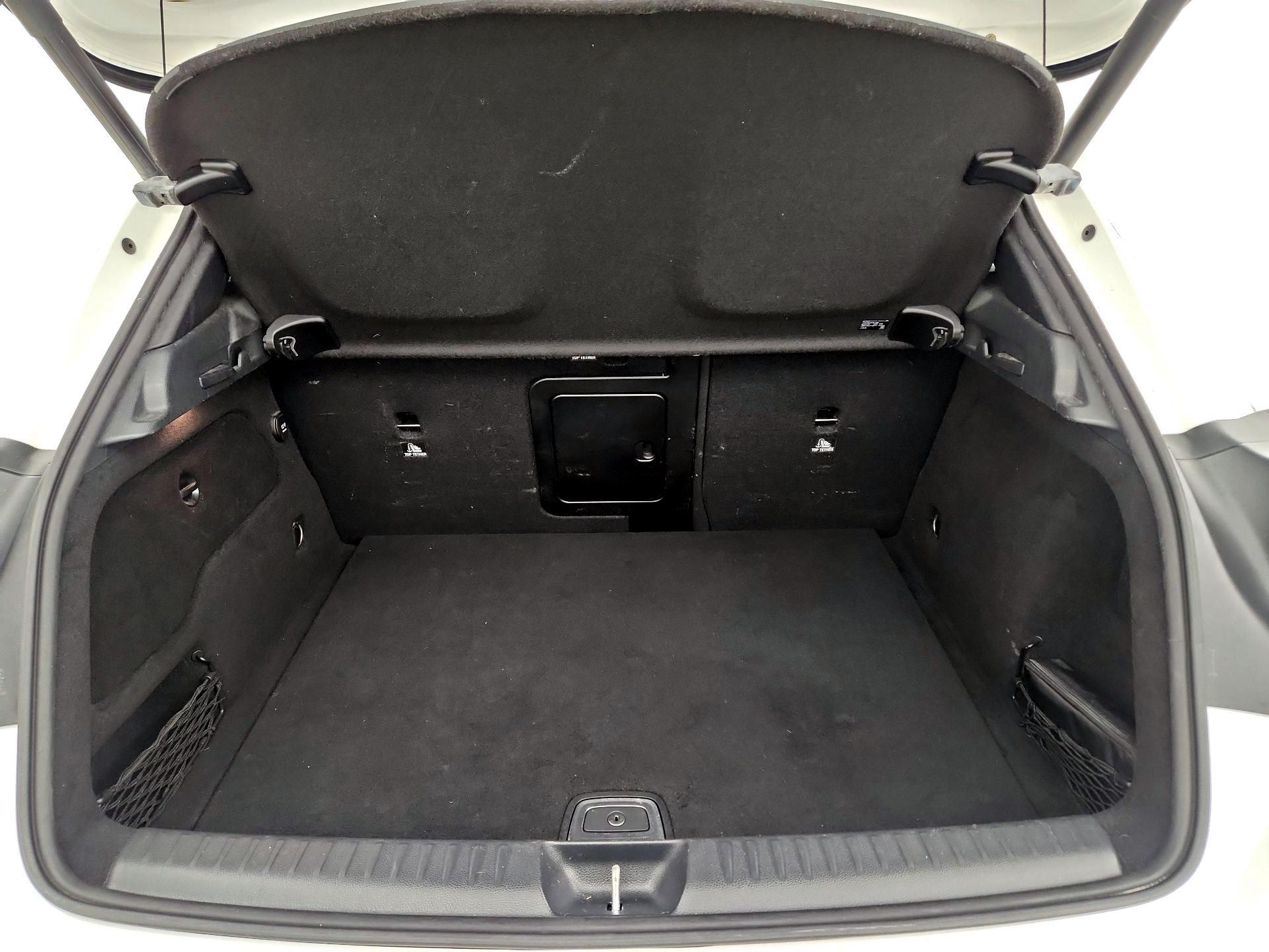 Thumbnail: 2018 Mercedes-Benz GLA - 20