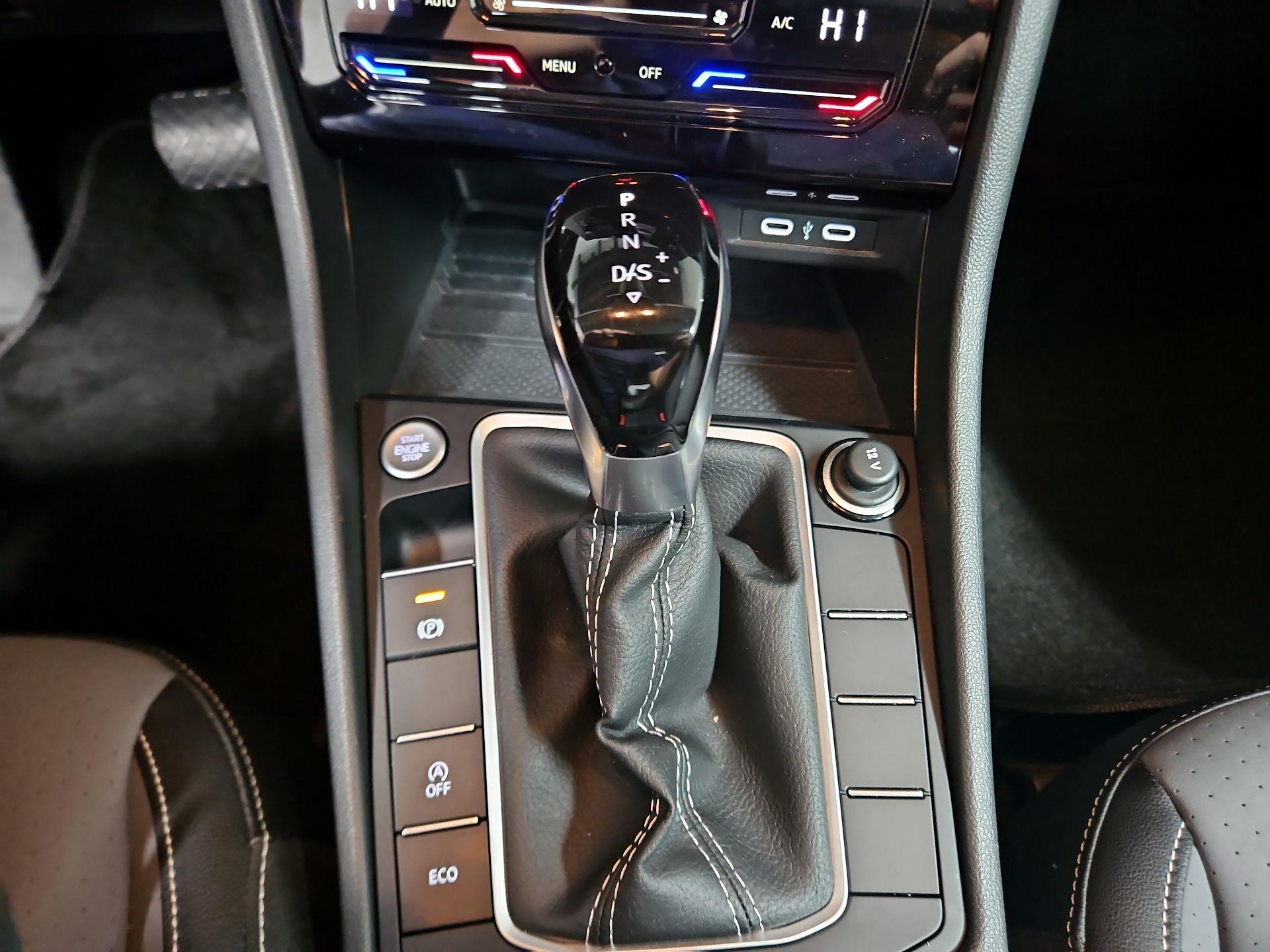 Thumbnail: 2025 Volkswagen Jetta - 17