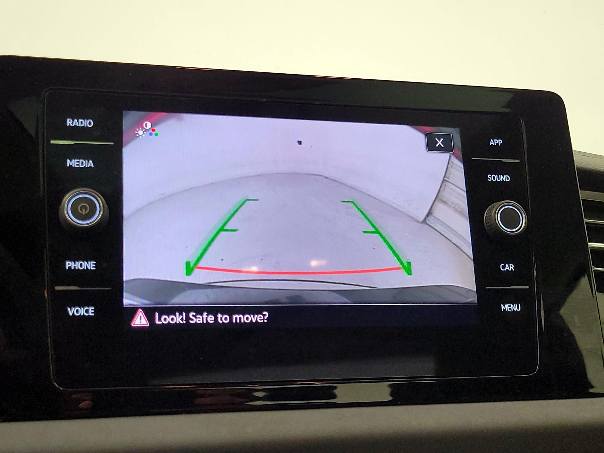 Thumbnail: 2025 Volkswagen Jetta - 14