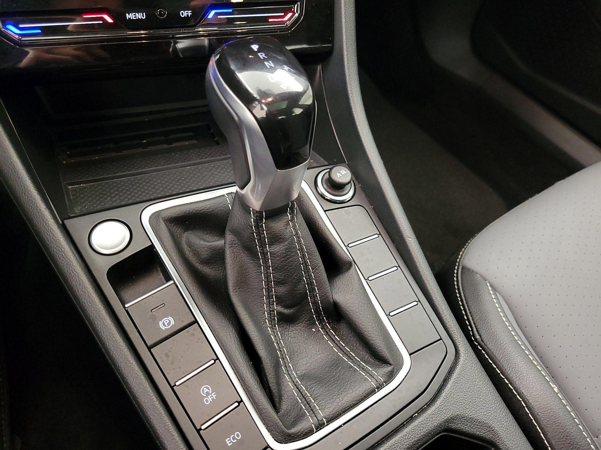 Thumbnail: 2025 Volkswagen Jetta - 17