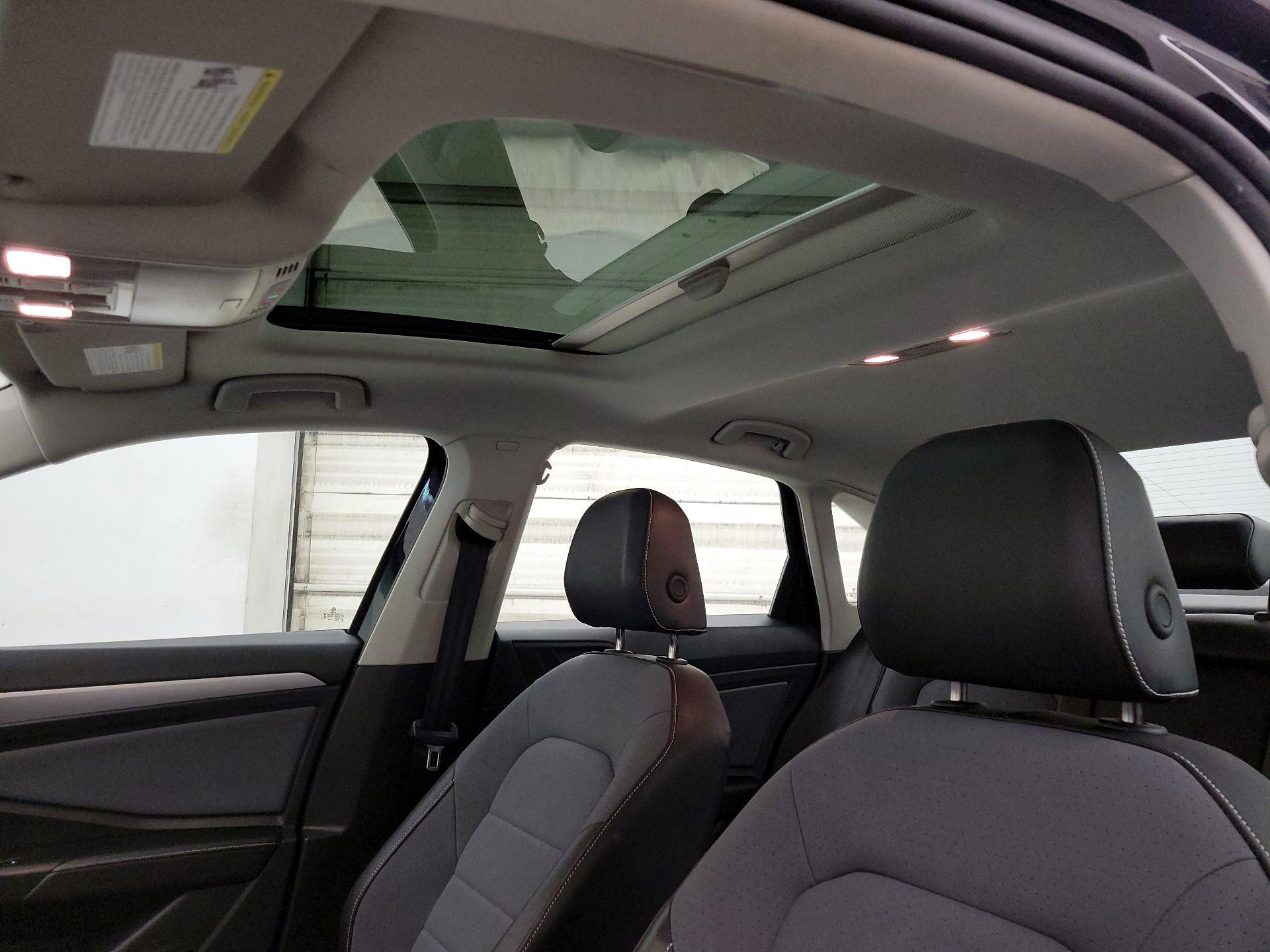 Thumbnail: 2025 Volkswagen Jetta - 19