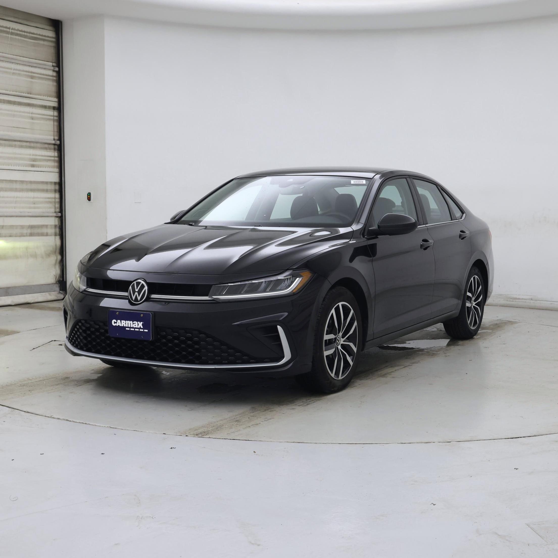 Thumbnail: 2025 Volkswagen Jetta - 4