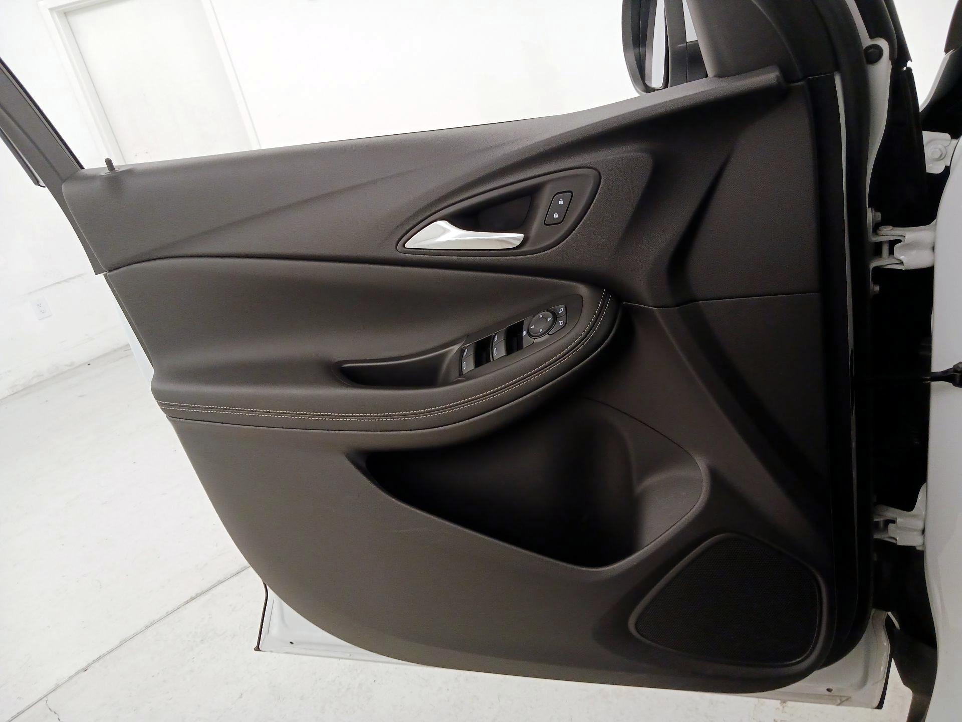 Thumbnail: 2025 Buick Encore GX - 12