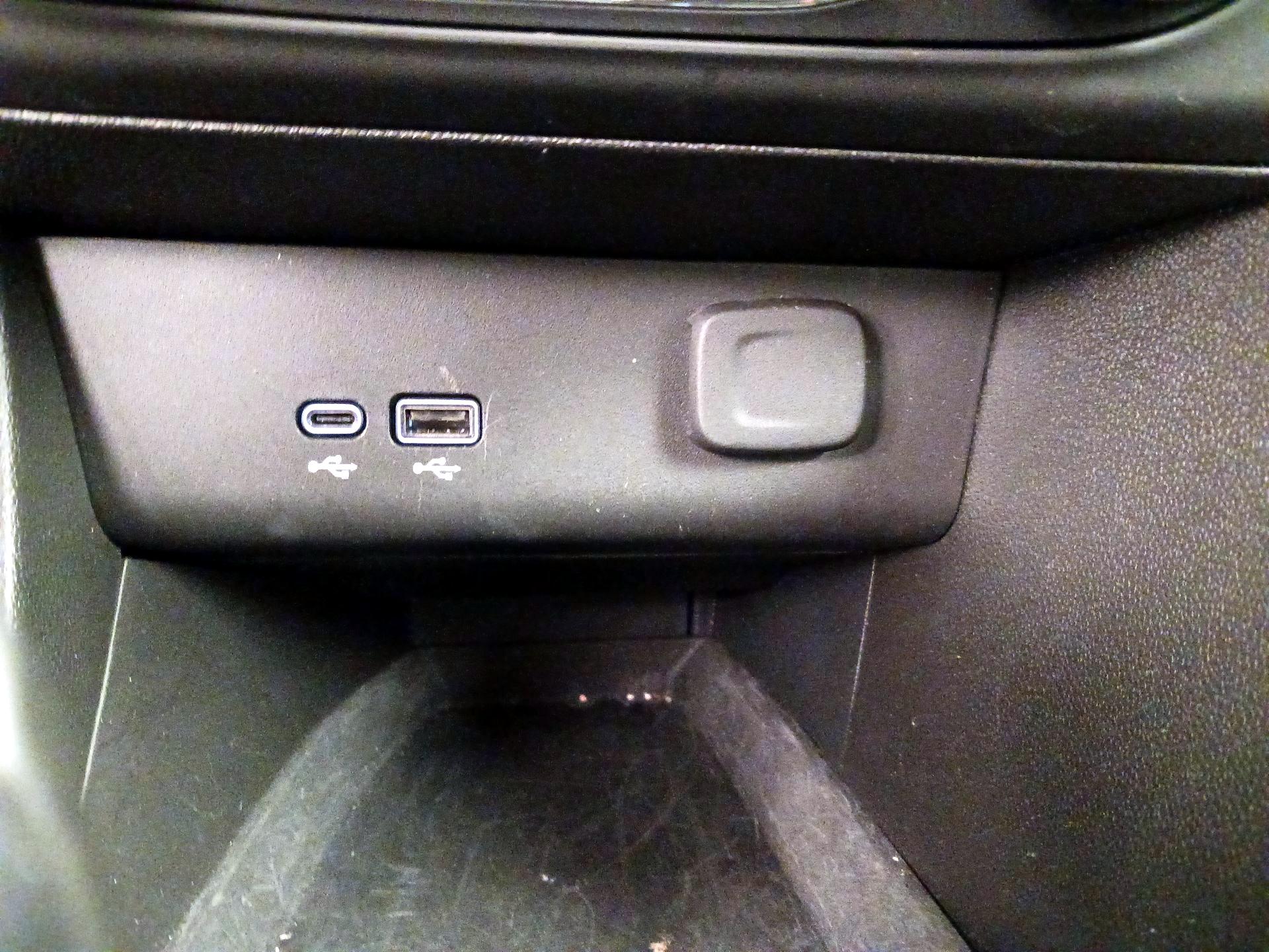 Thumbnail: 2025 Buick Encore GX - 18