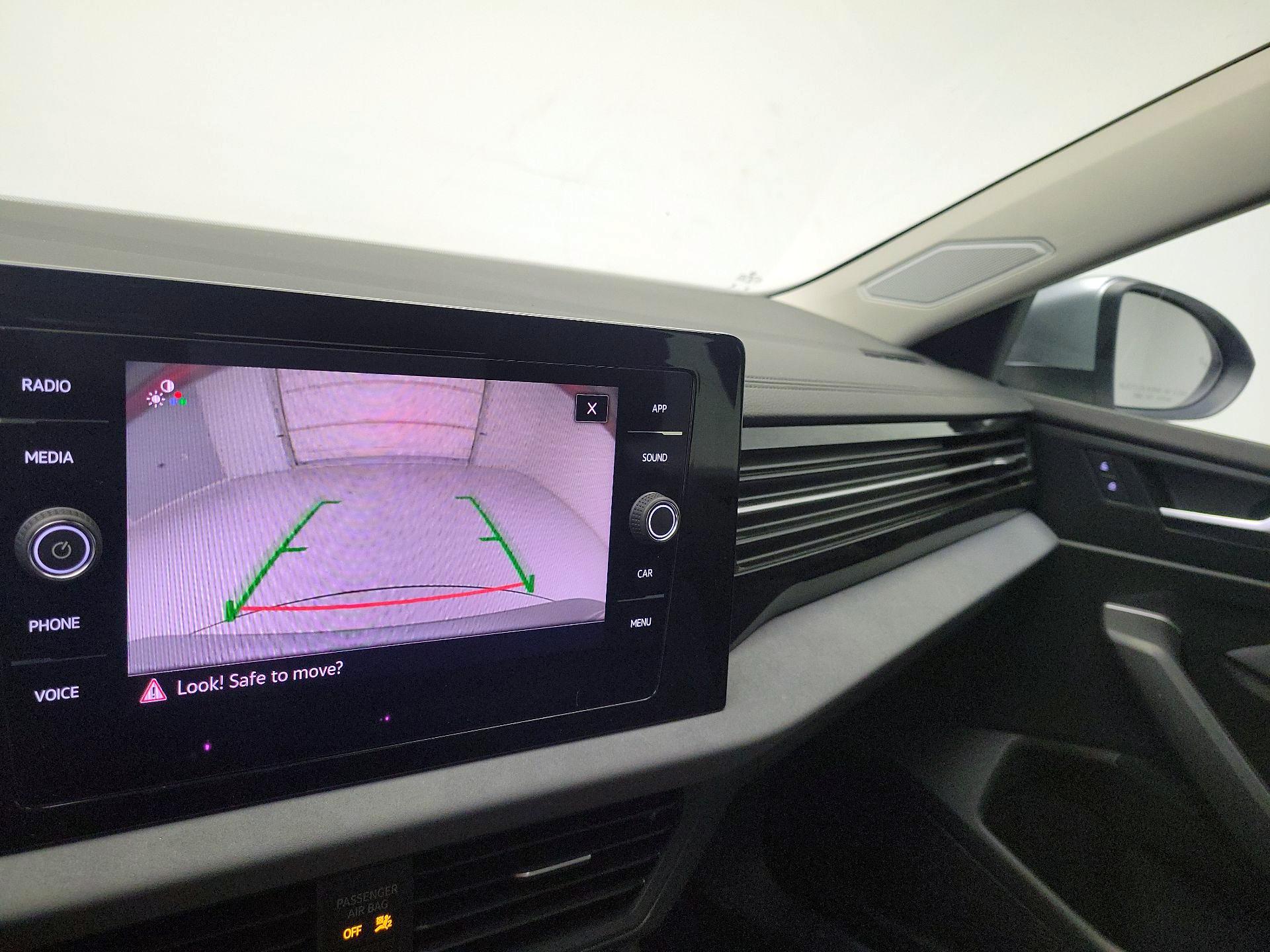 Thumbnail: 2025 Volkswagen Jetta - 14