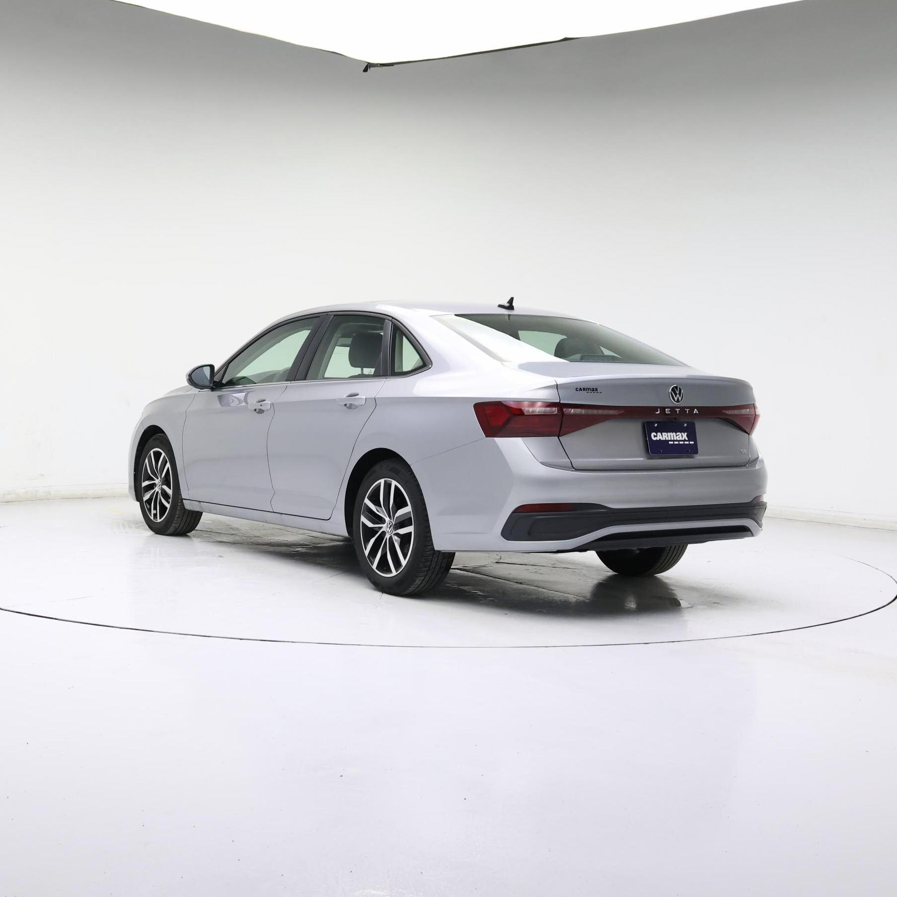 Thumbnail: 2025 Volkswagen Jetta - 2