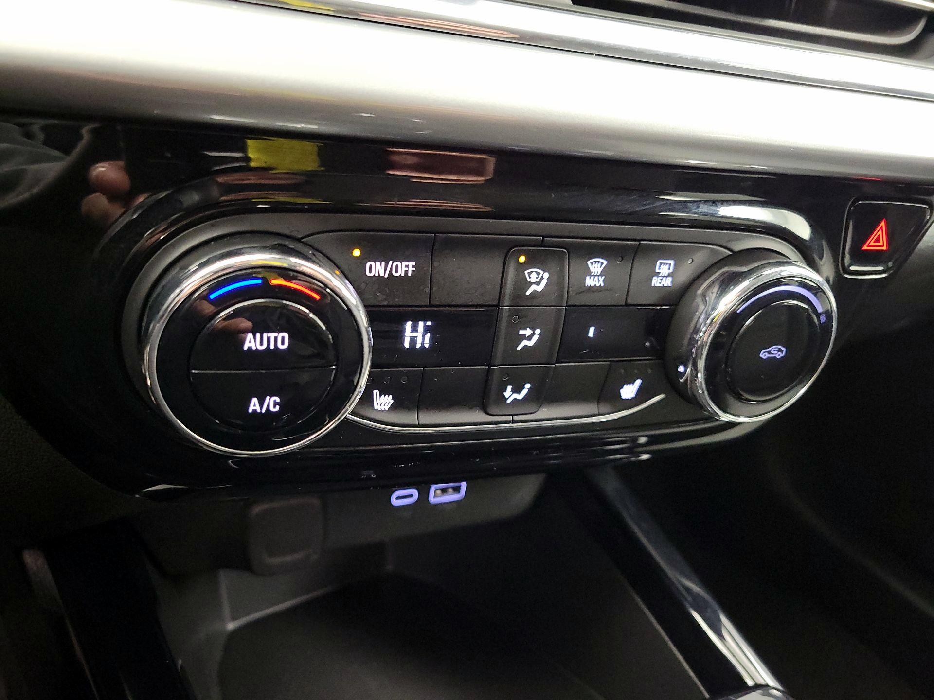 Thumbnail: 2025 Chevrolet Trax - 16