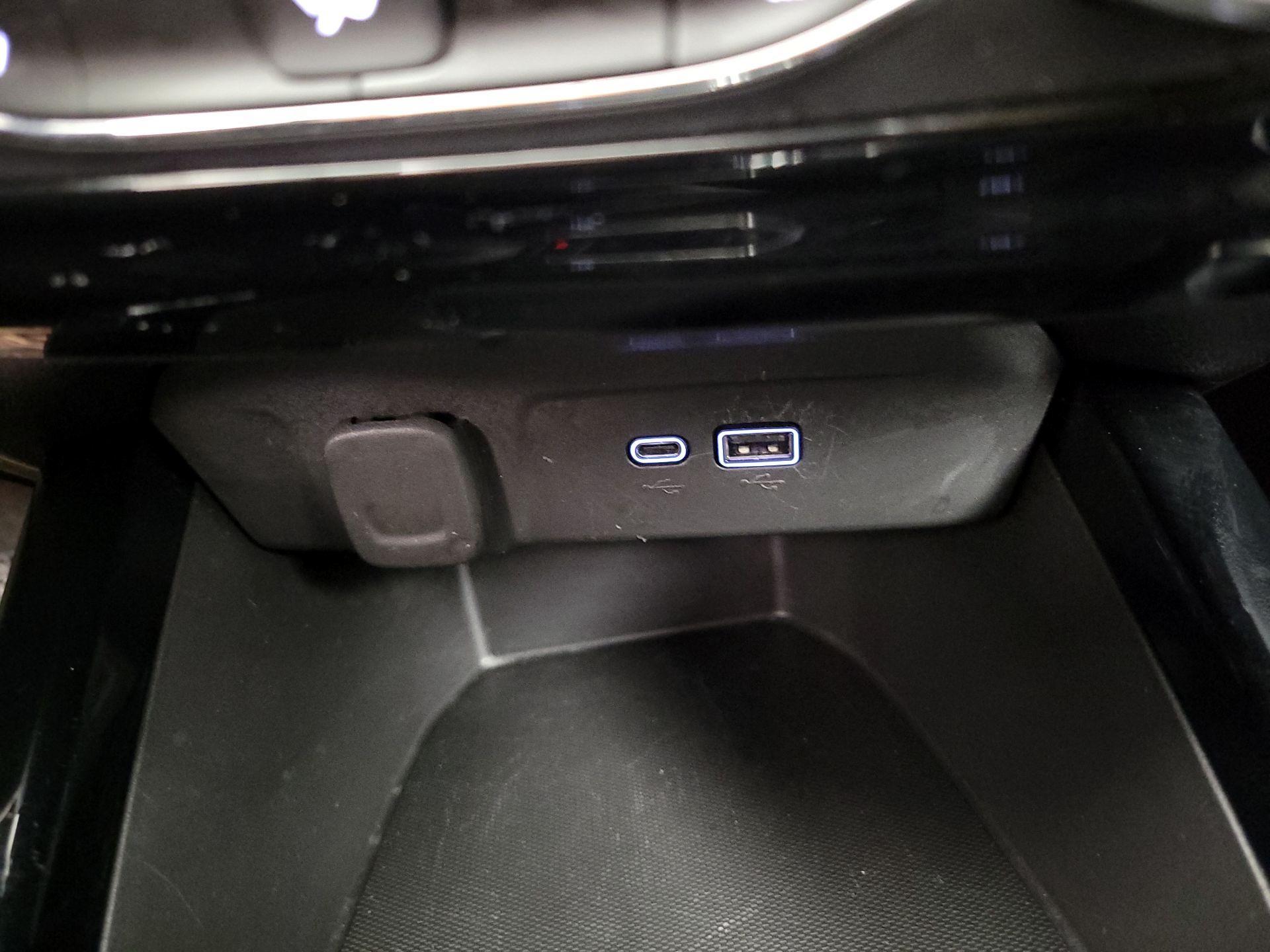 Thumbnail: 2025 Chevrolet Trax - 18