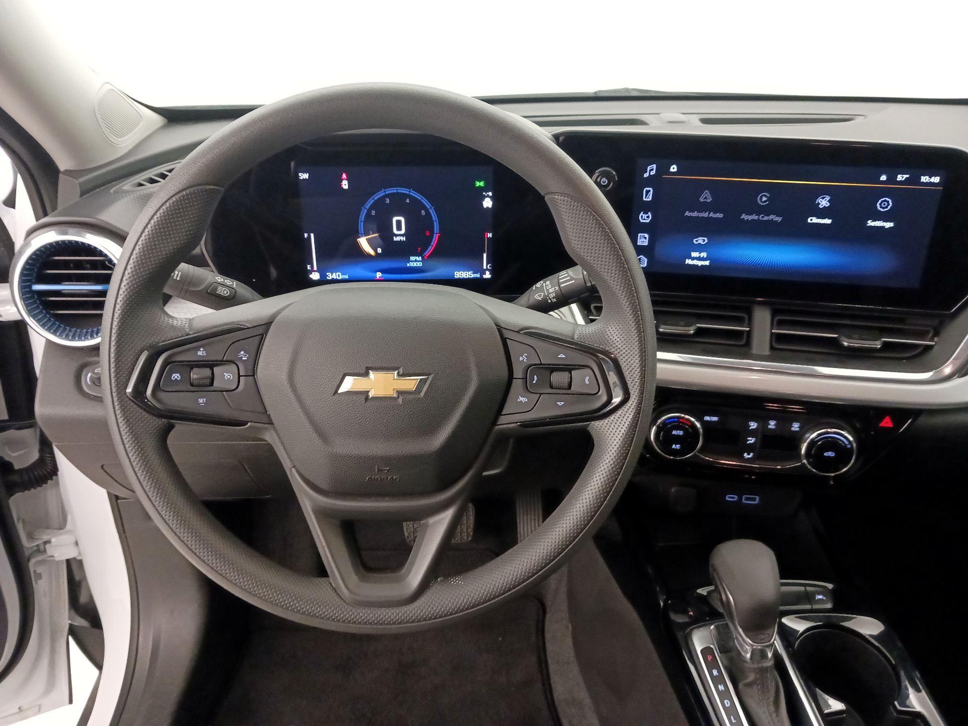 Thumbnail: 2025 Chevrolet Trax - 10