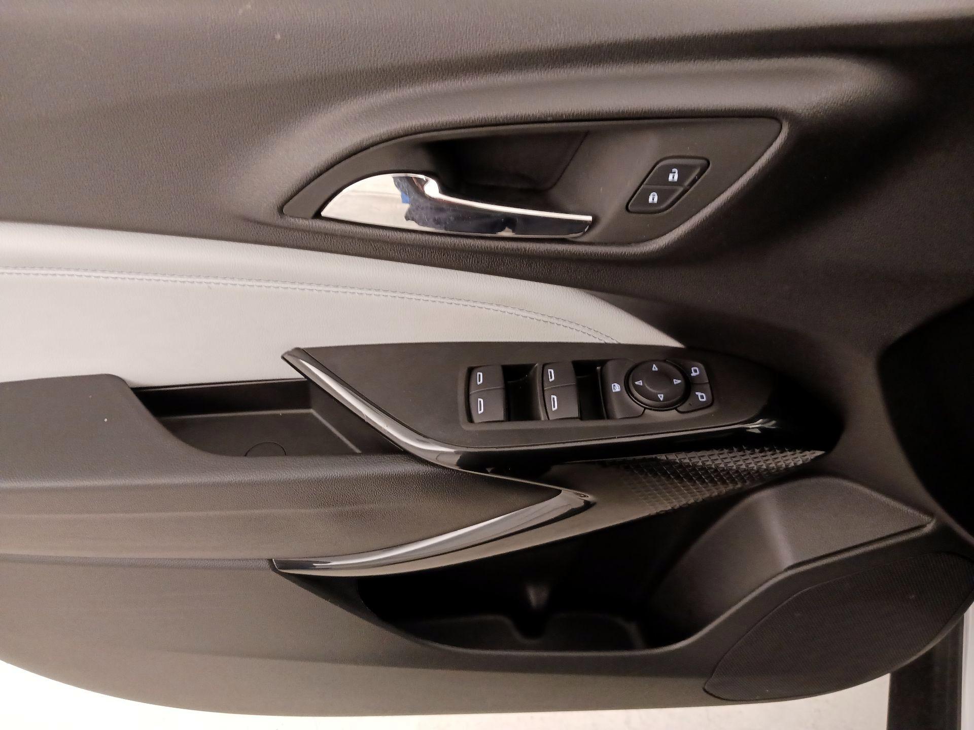 Thumbnail: 2025 Chevrolet Trax - 12