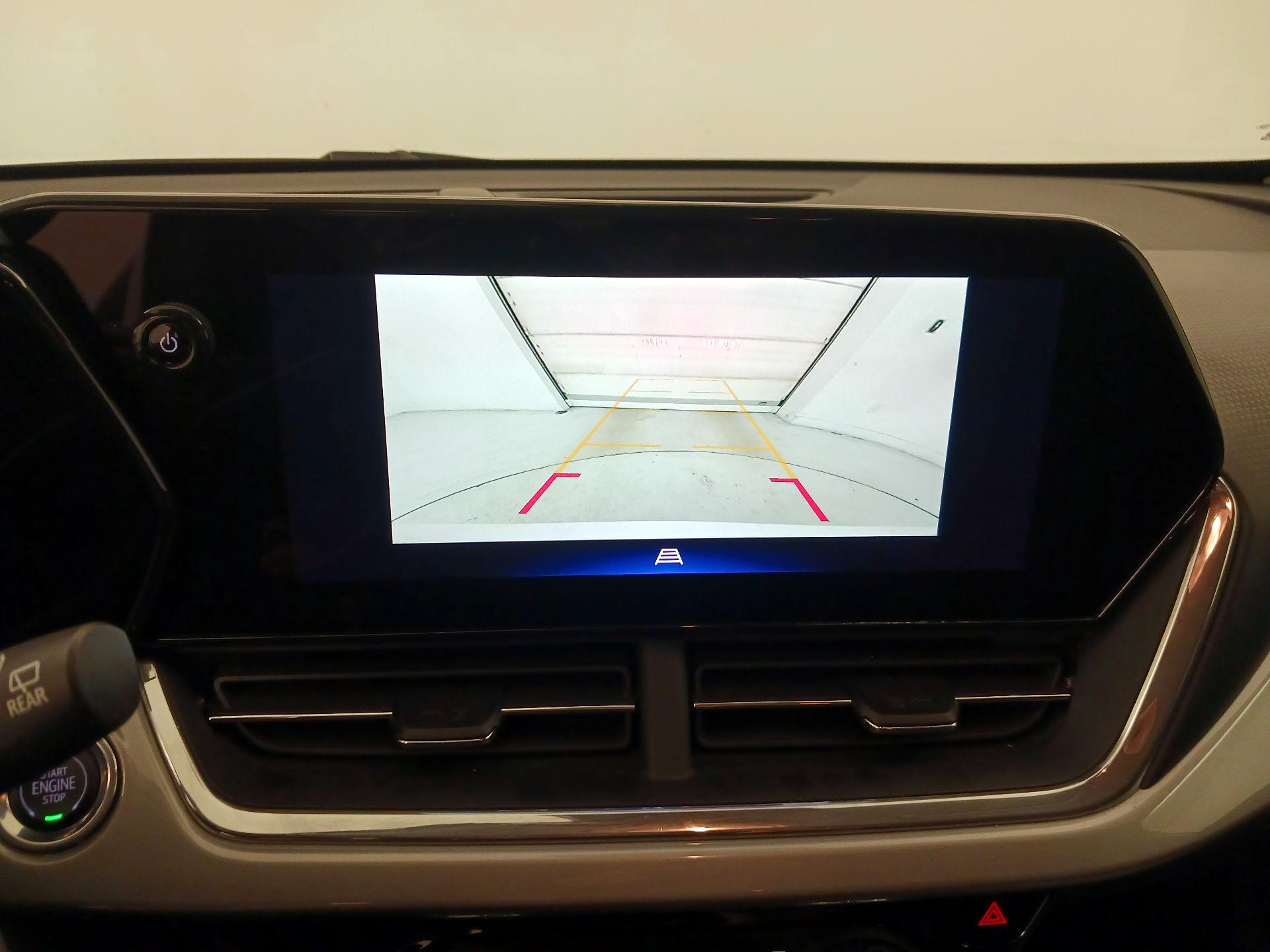 Thumbnail: 2025 Chevrolet Trax - 14