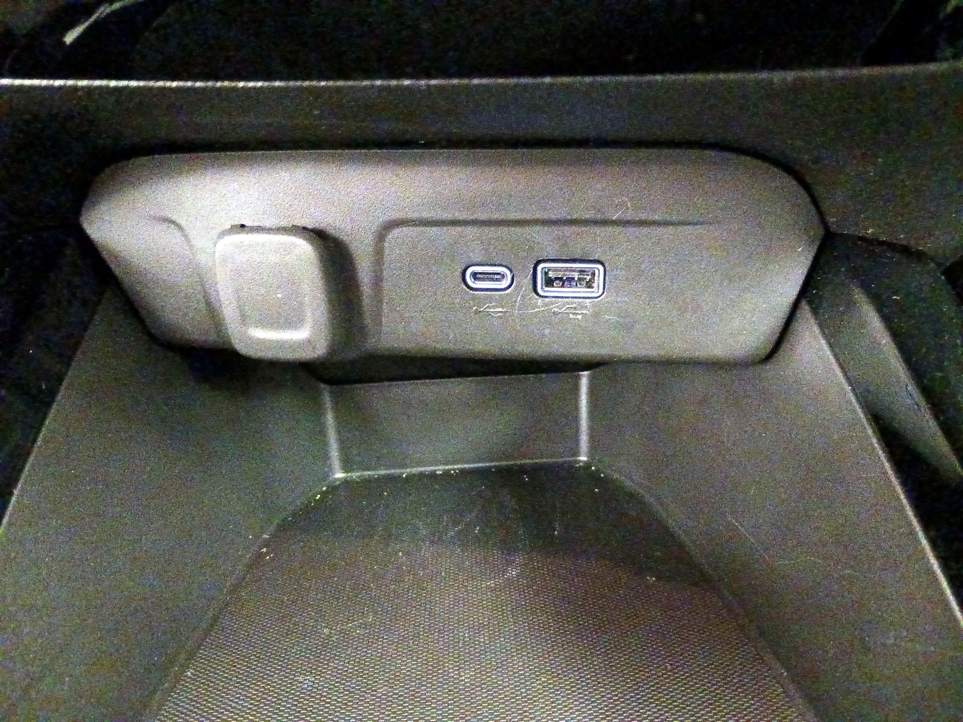 Thumbnail: 2025 Chevrolet Trax - 18