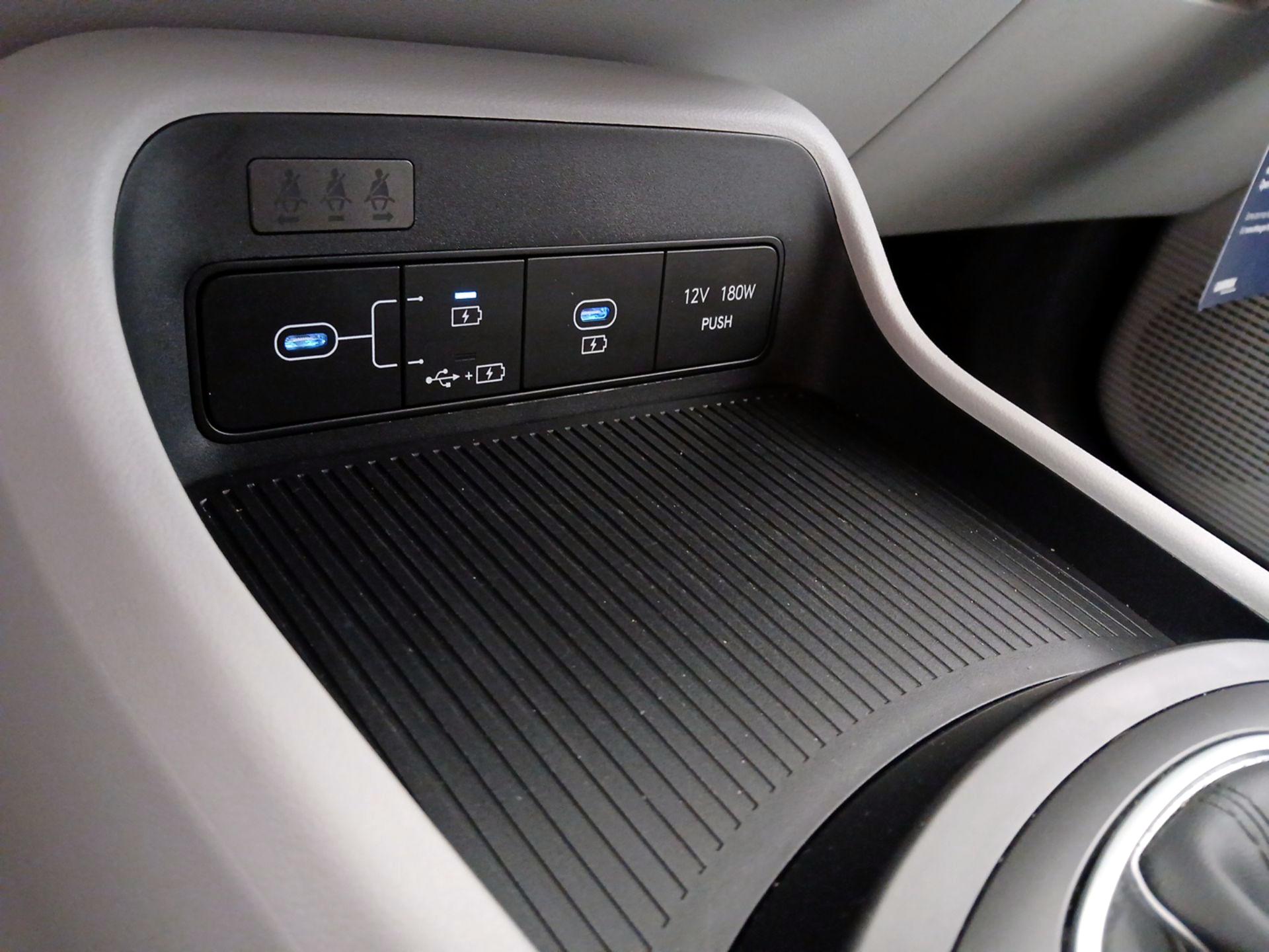 Thumbnail: 2025 Hyundai Kona - 18