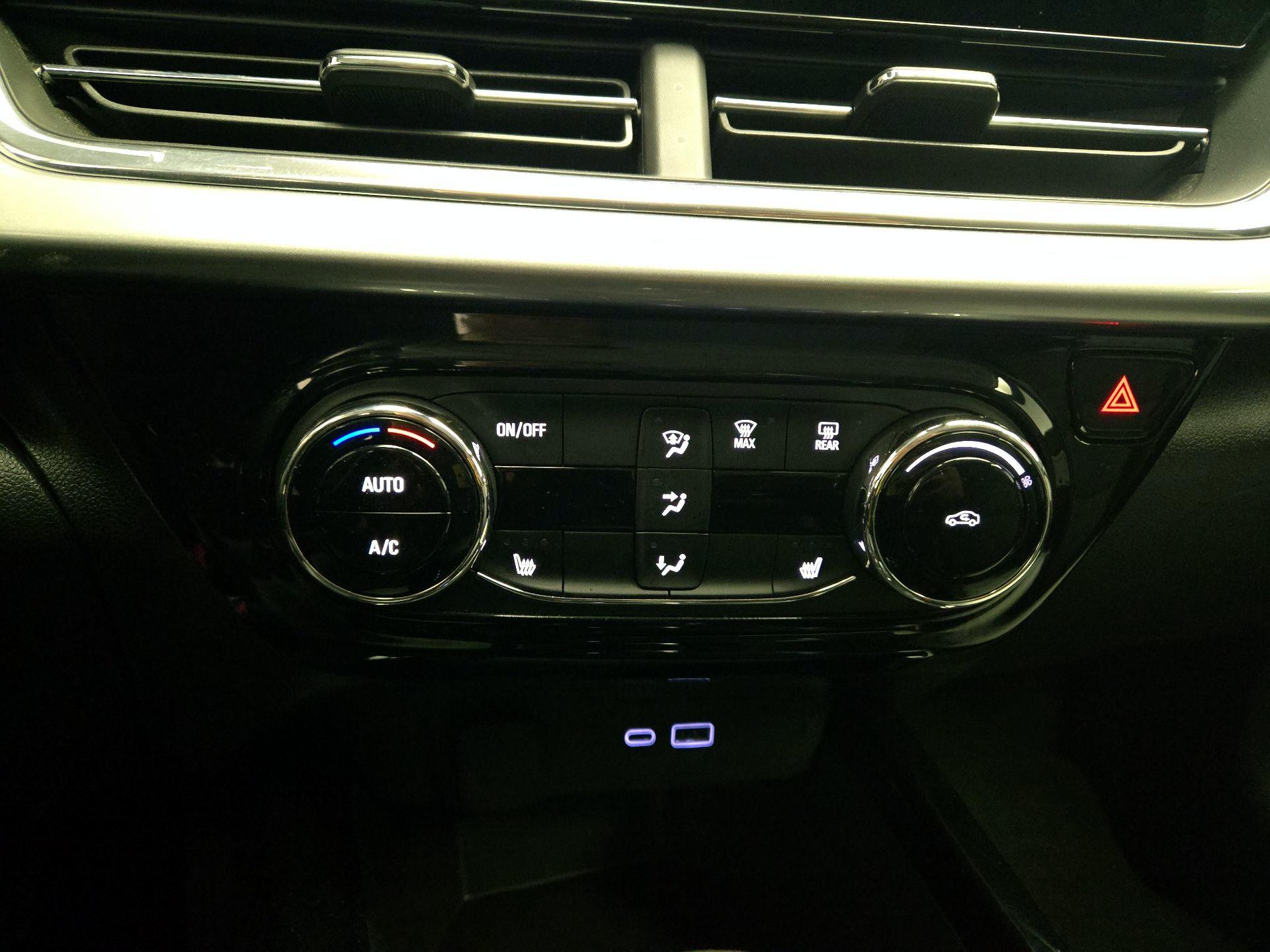 Thumbnail: 2025 Chevrolet Trax - 16