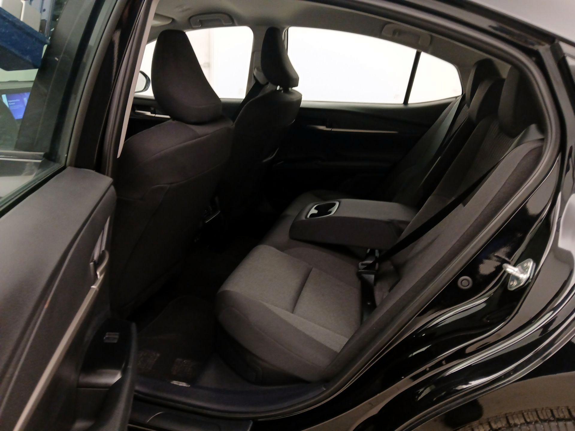 Thumbnail: 2025 Toyota Camry - 19