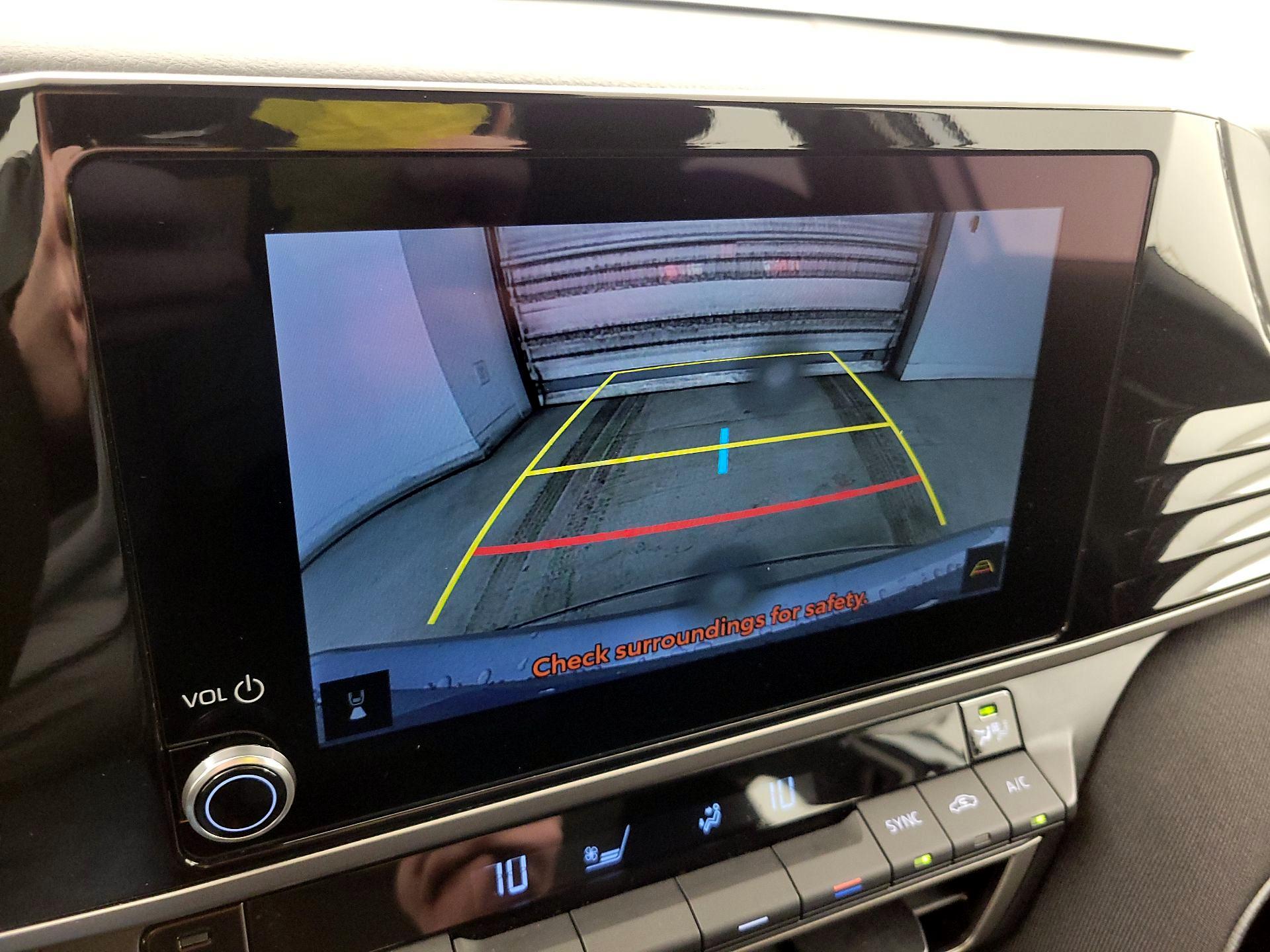 Thumbnail: 2025 Toyota Camry - 14