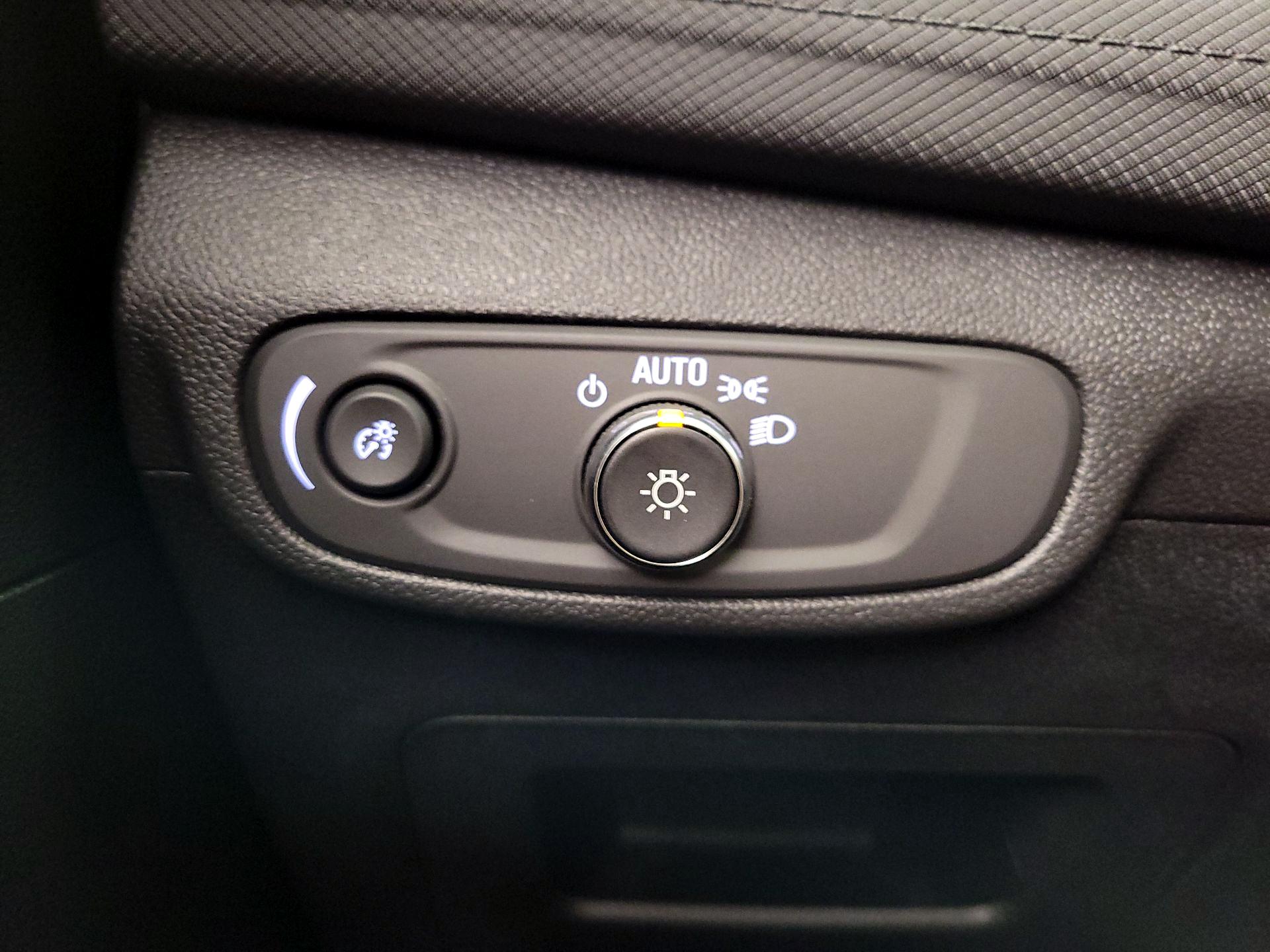 Thumbnail: 2025 Chevrolet TrailBlazer - 13